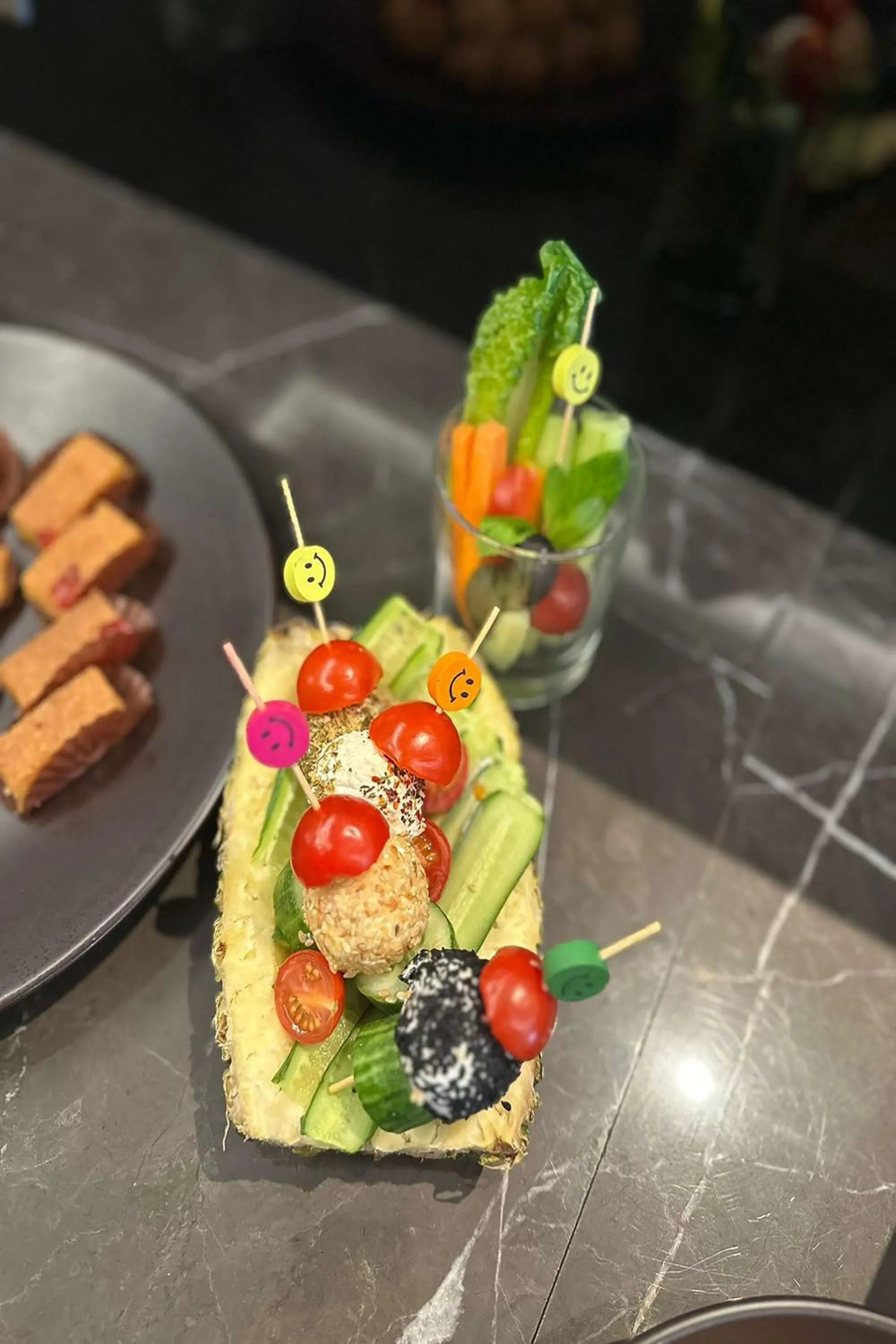 Food and drinks in Radisson Blu Hotel, Riyadh Al Sahafa