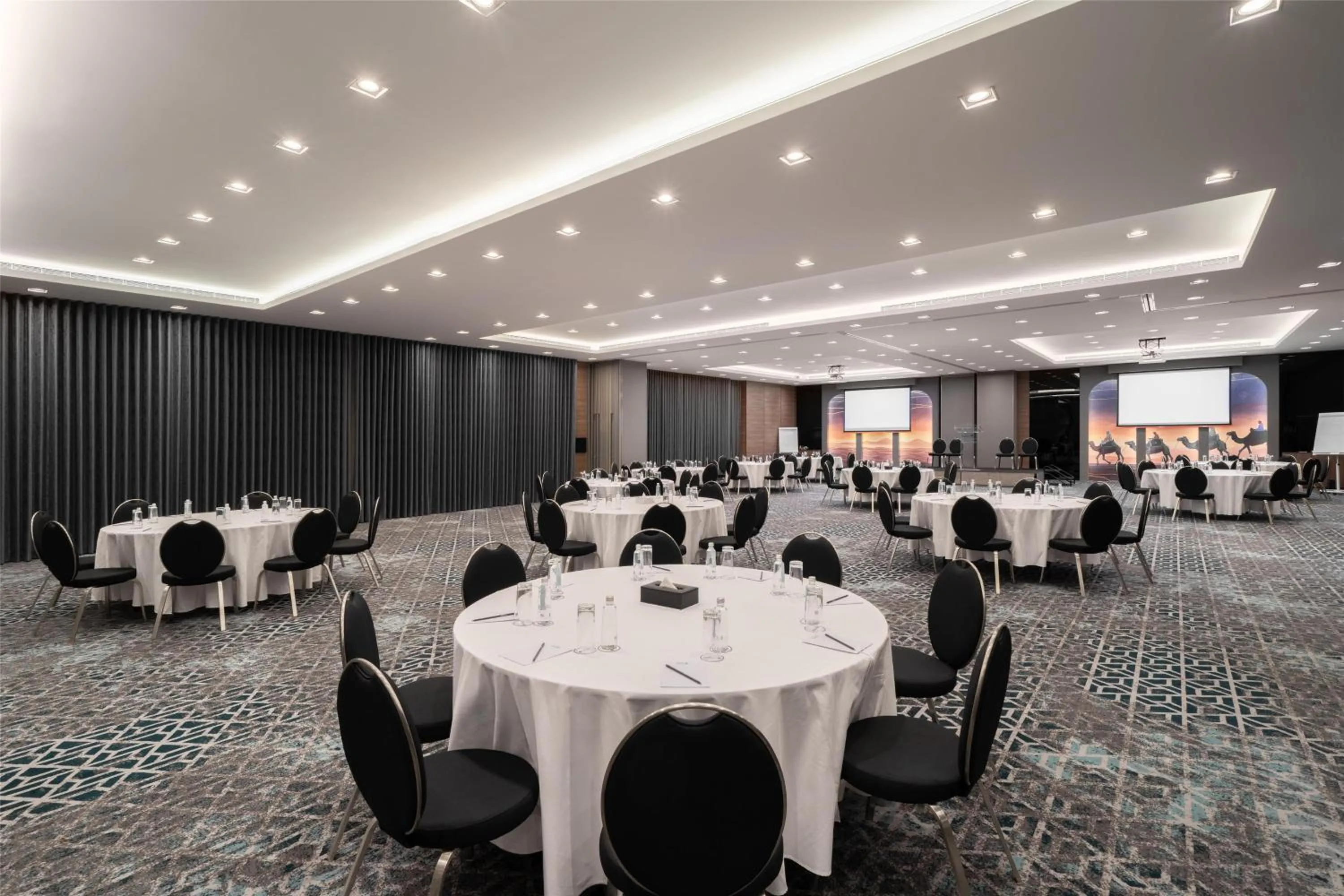 Banquet/Function facilities in Radisson Blu Hotel, Riyadh Al Sahafa