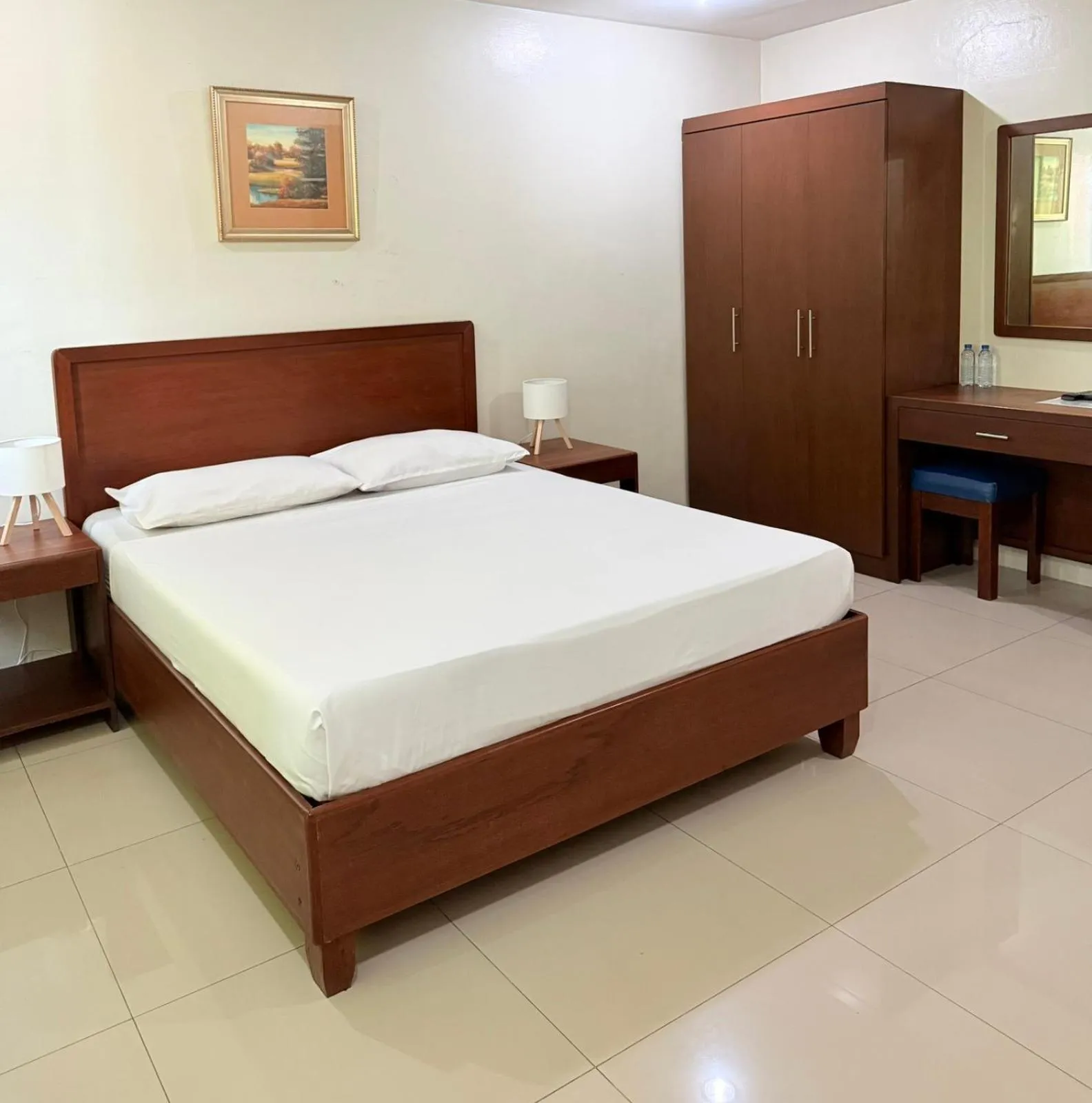 Bed in Joyce Apartelle San Juan