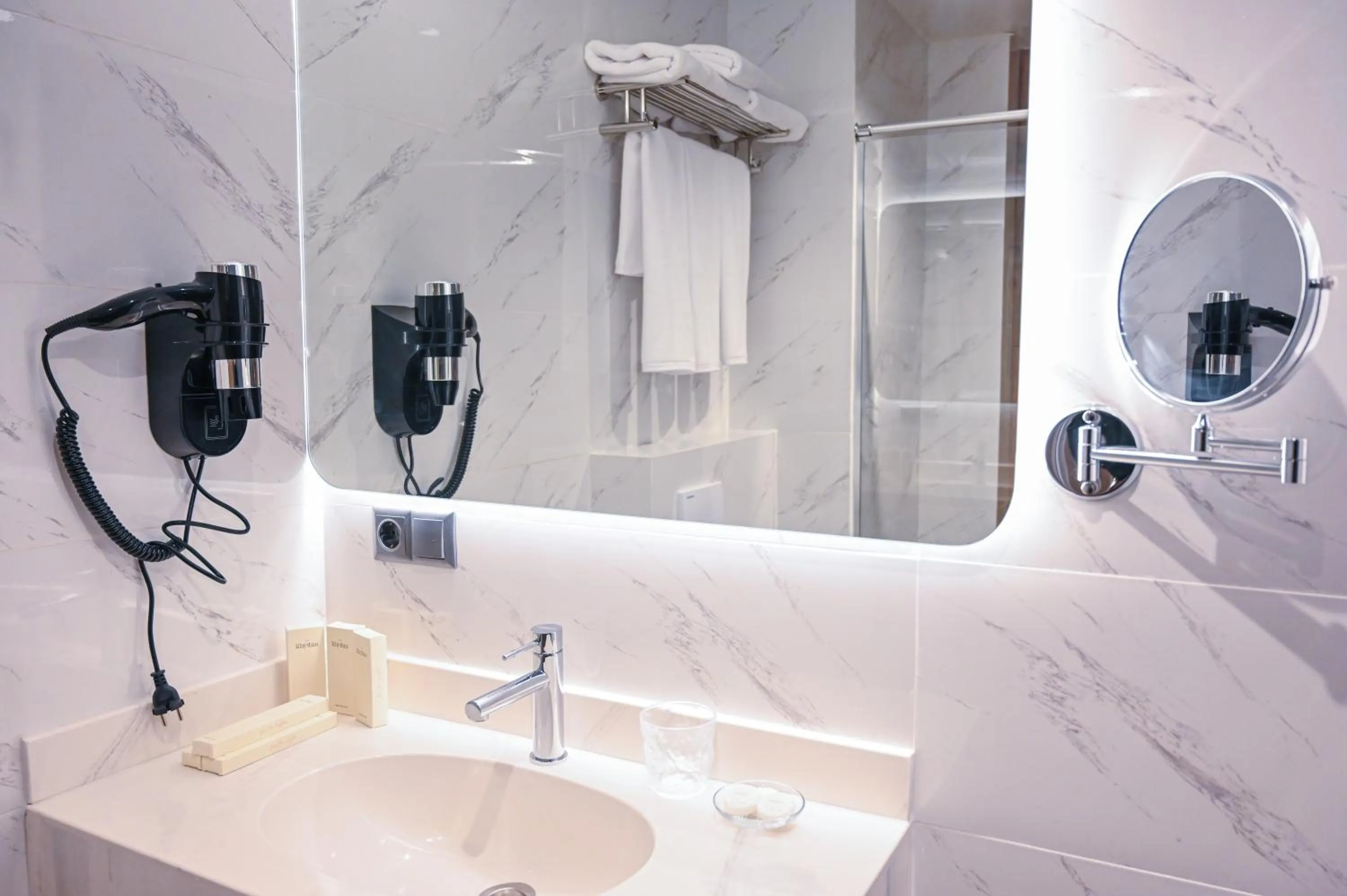 Bathroom in Landmark Hotel