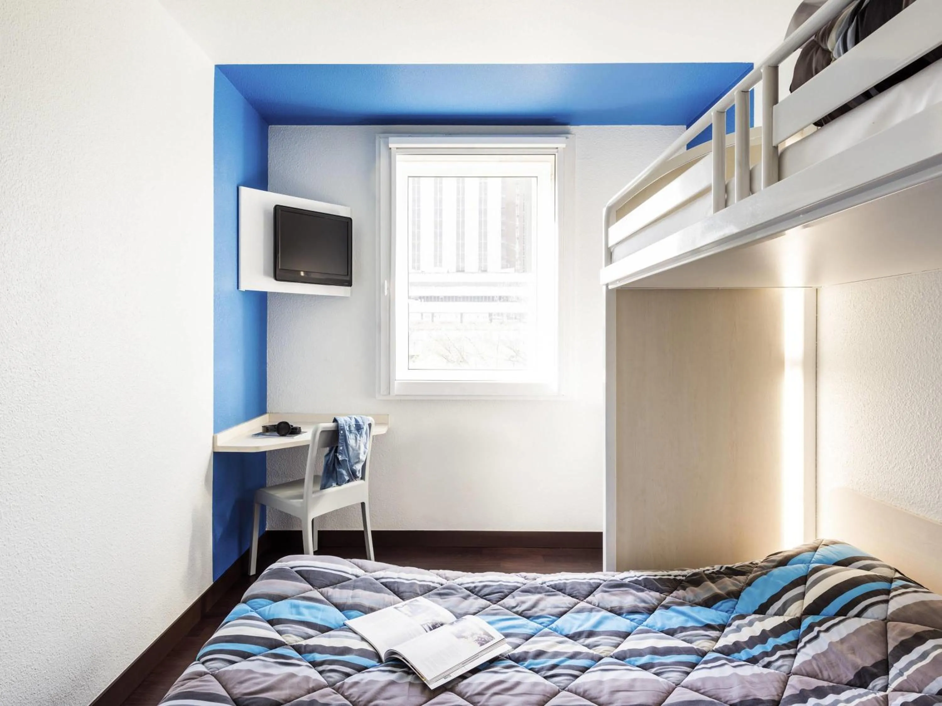 Bedroom, Bed in HotelF1 Paris Saint Ouen Marché Aux Puces