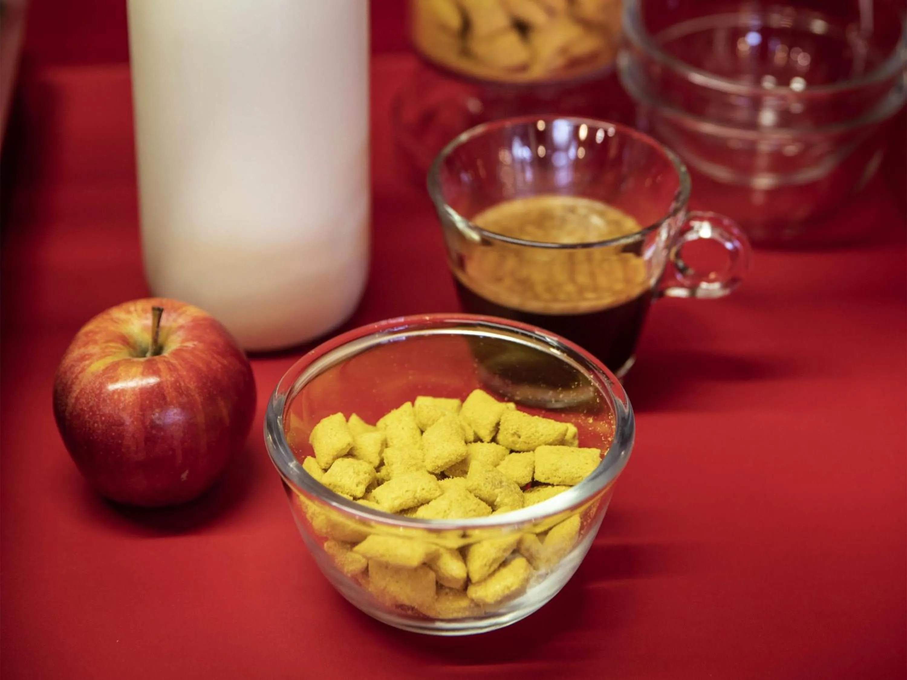 Breakfast in HotelF1 Paris Saint Ouen Marché Aux Puces