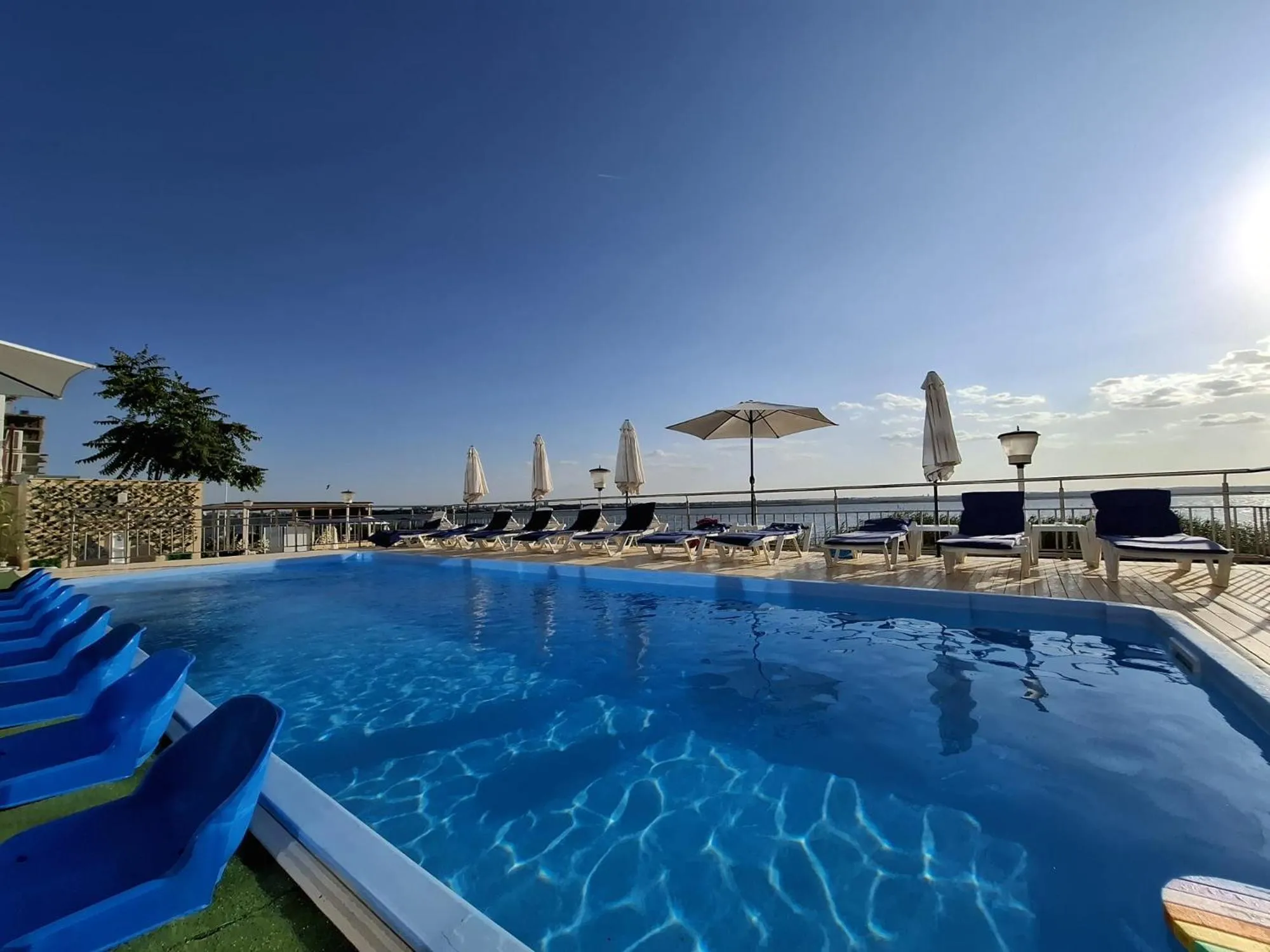 Swimming pool in Hotel Scandinavia