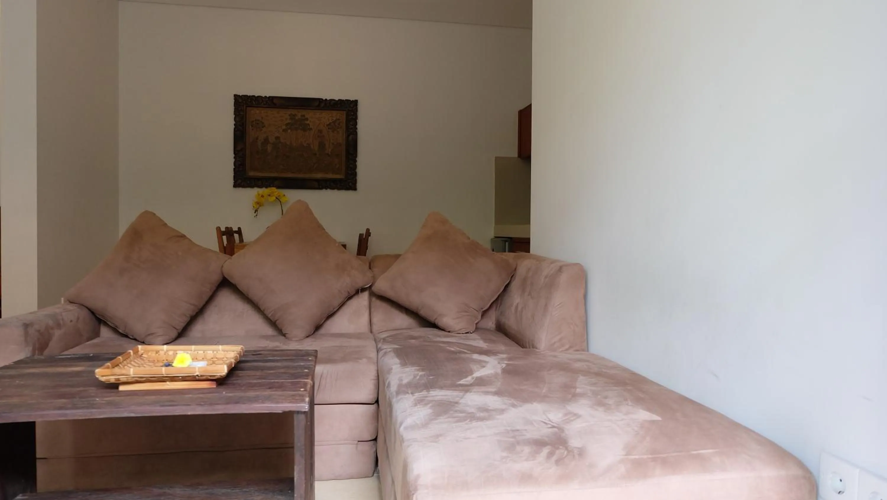 Seating area in Semarandana Bedrooms and Pool