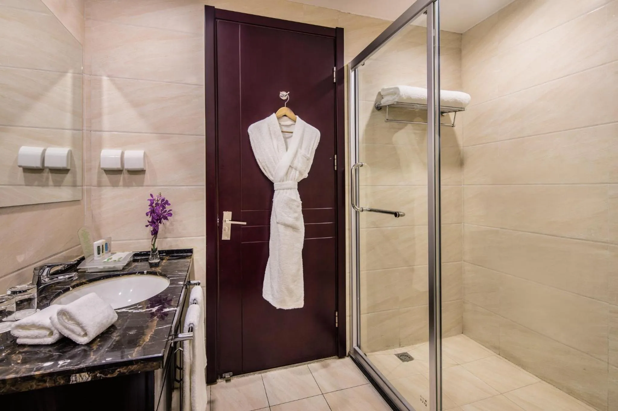 Bathroom in Holiday Inn Beijing Airport Zone by IHG