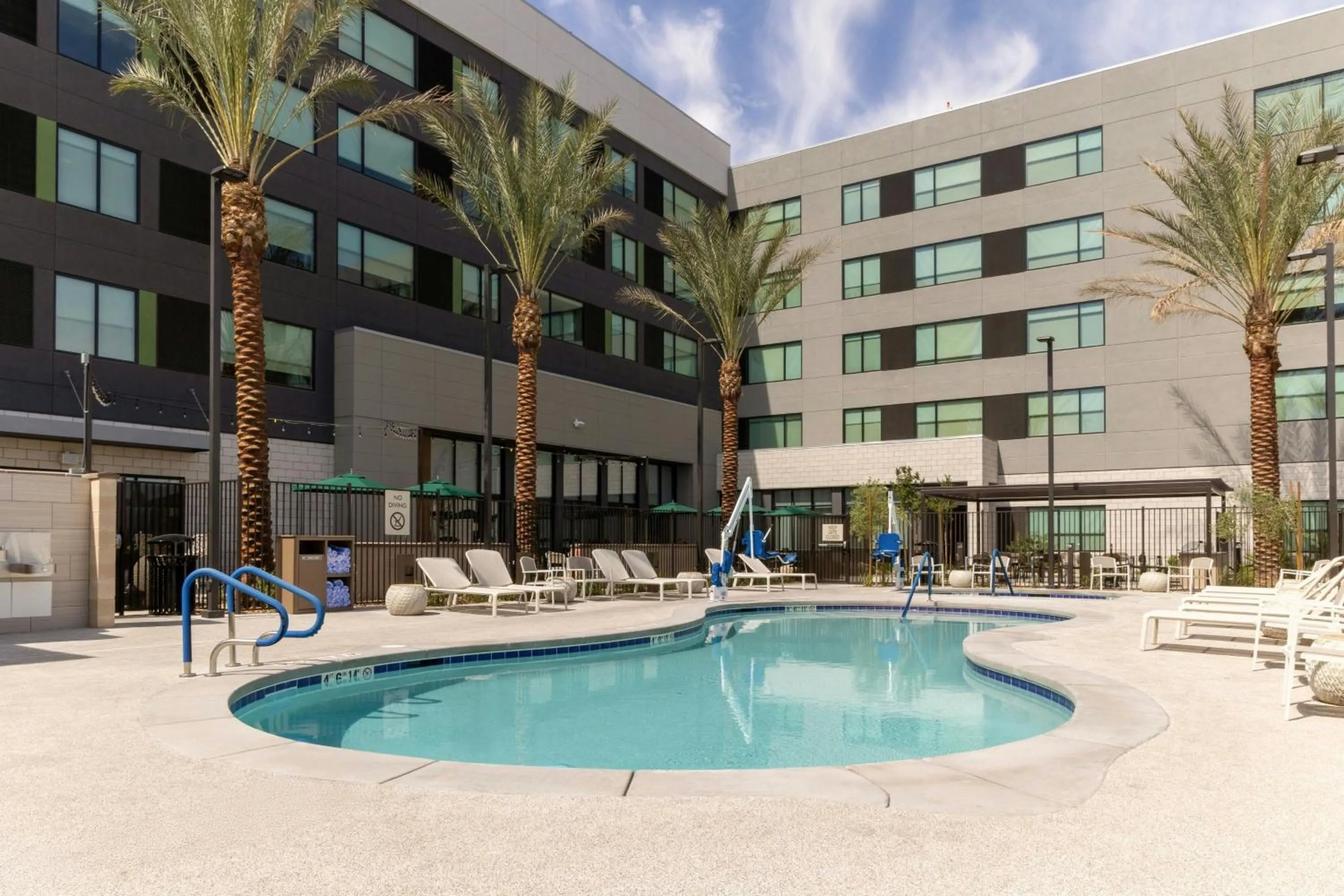 Swimming pool in Element Las Vegas Airport