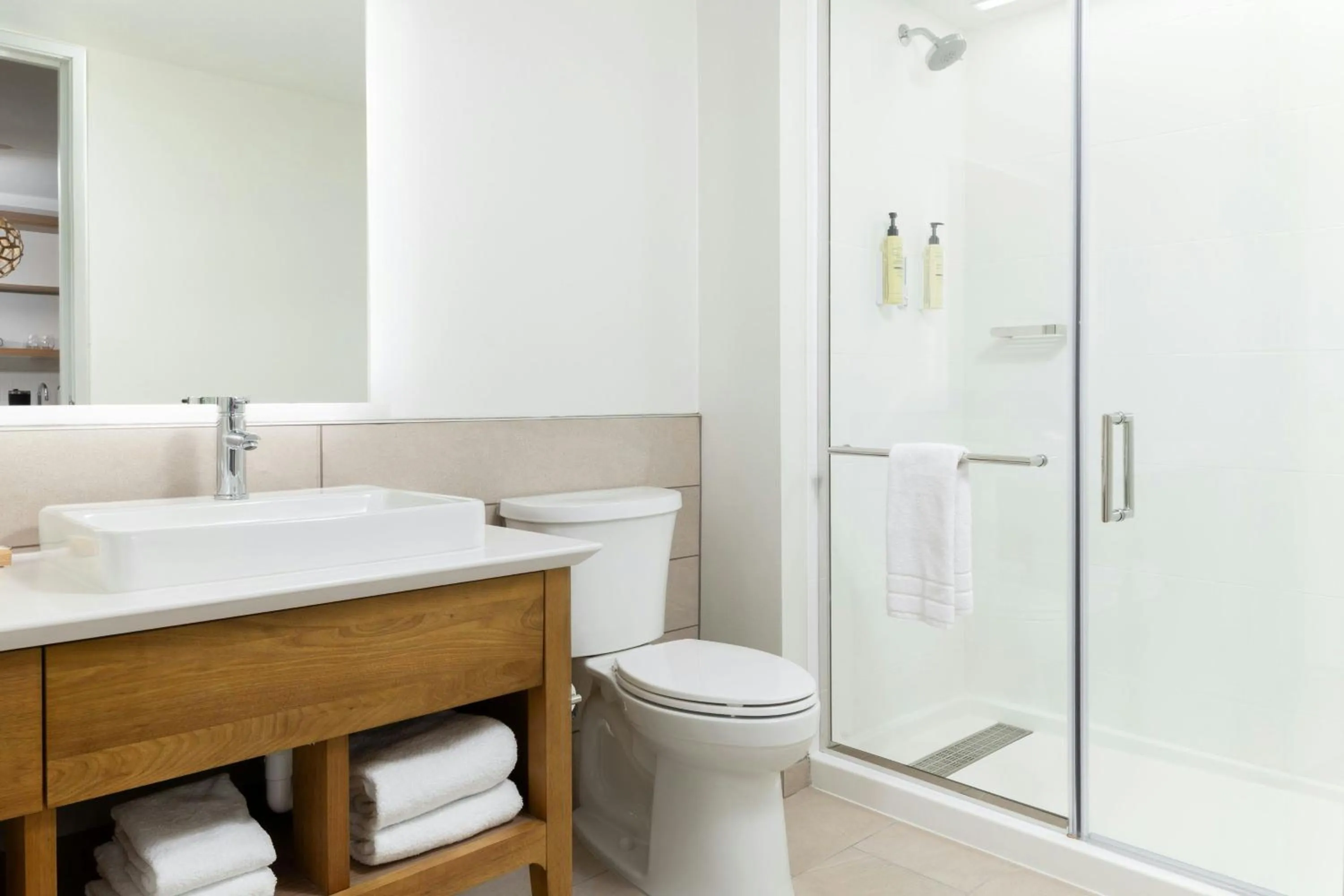 Bedroom in Element Las Vegas Airport