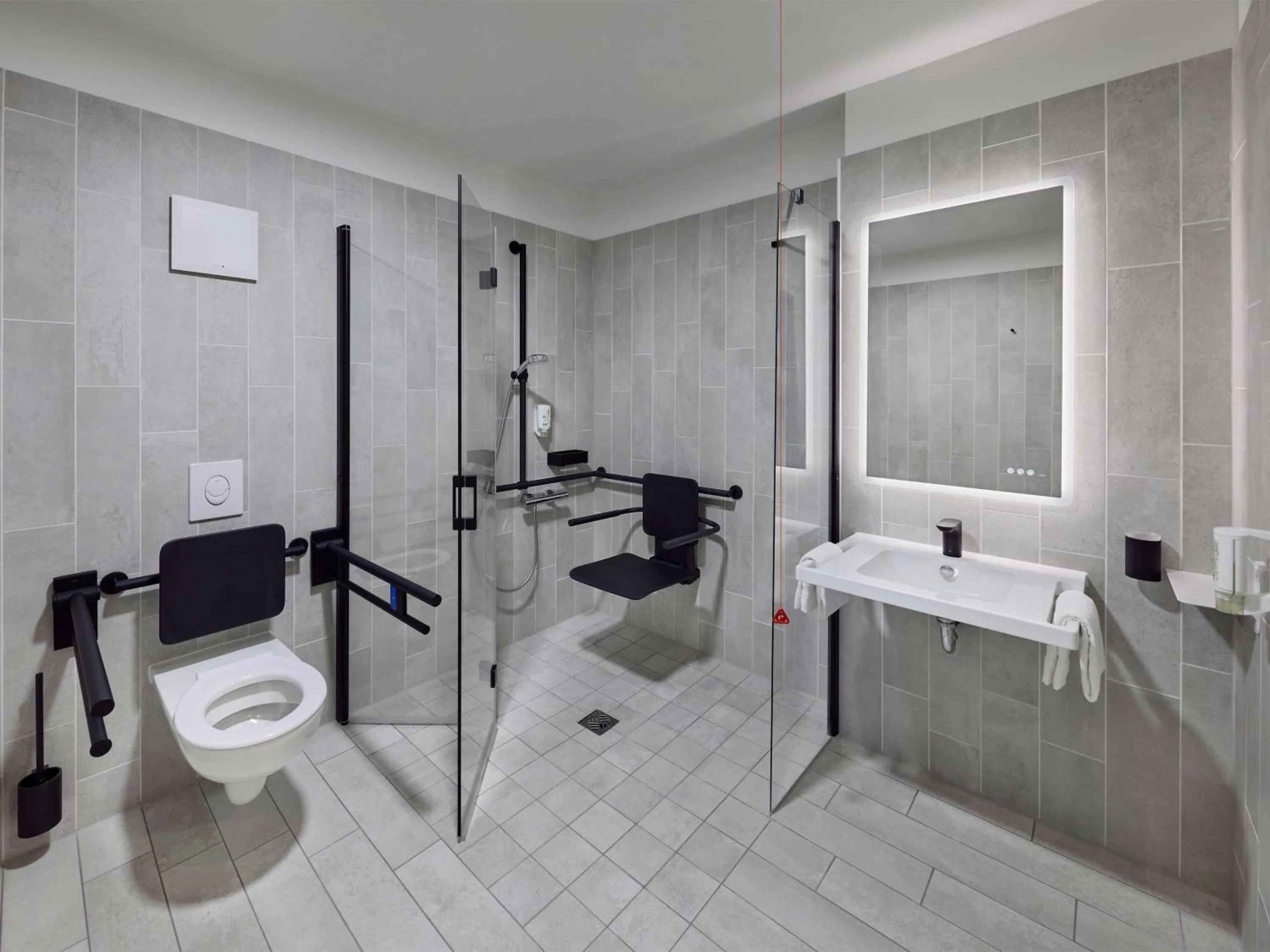 Bathroom in B&B HOTEL Emmerich