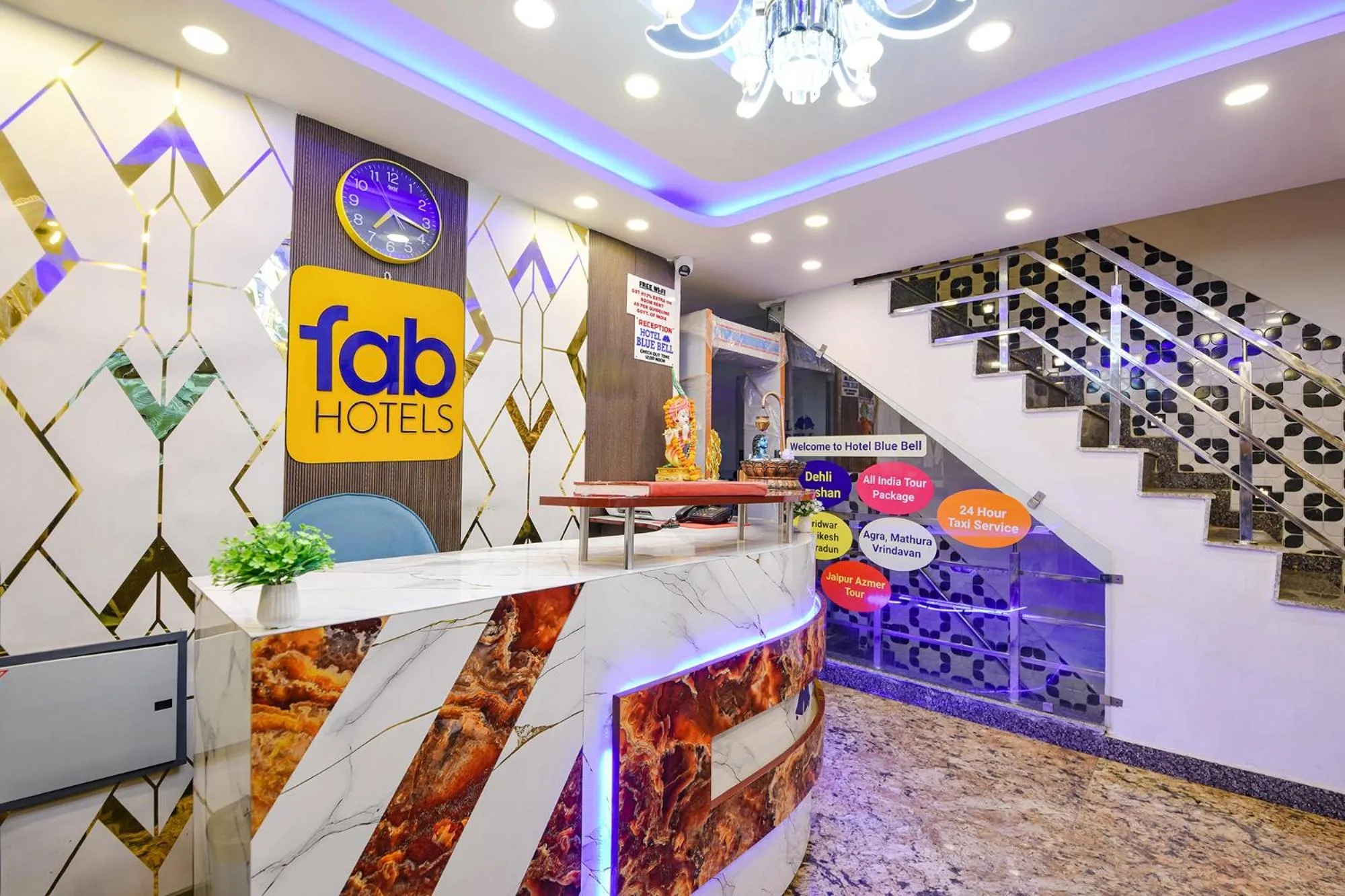 Lobby or reception in Via Blue Bell