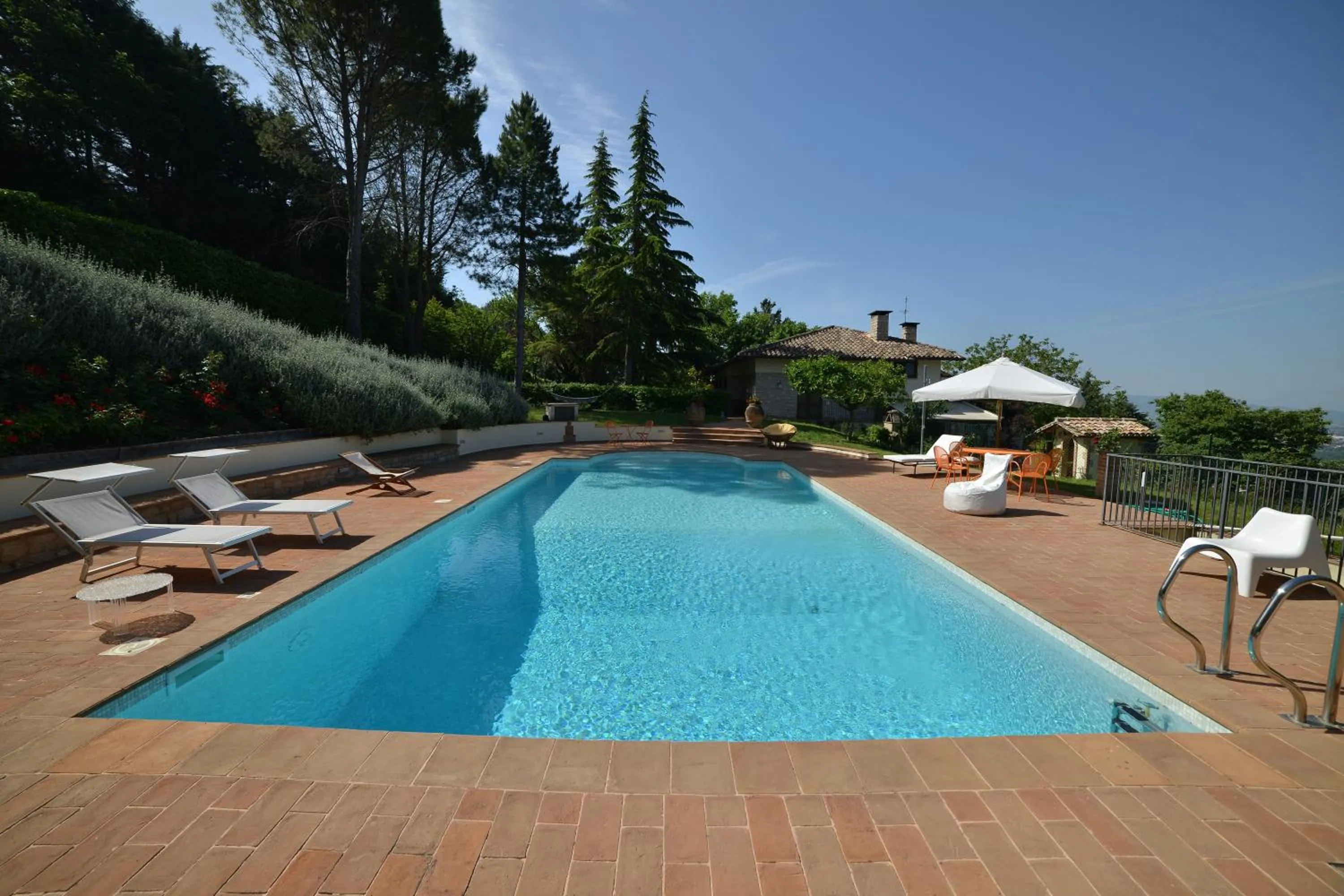 Swimming pool in Villa Clara
