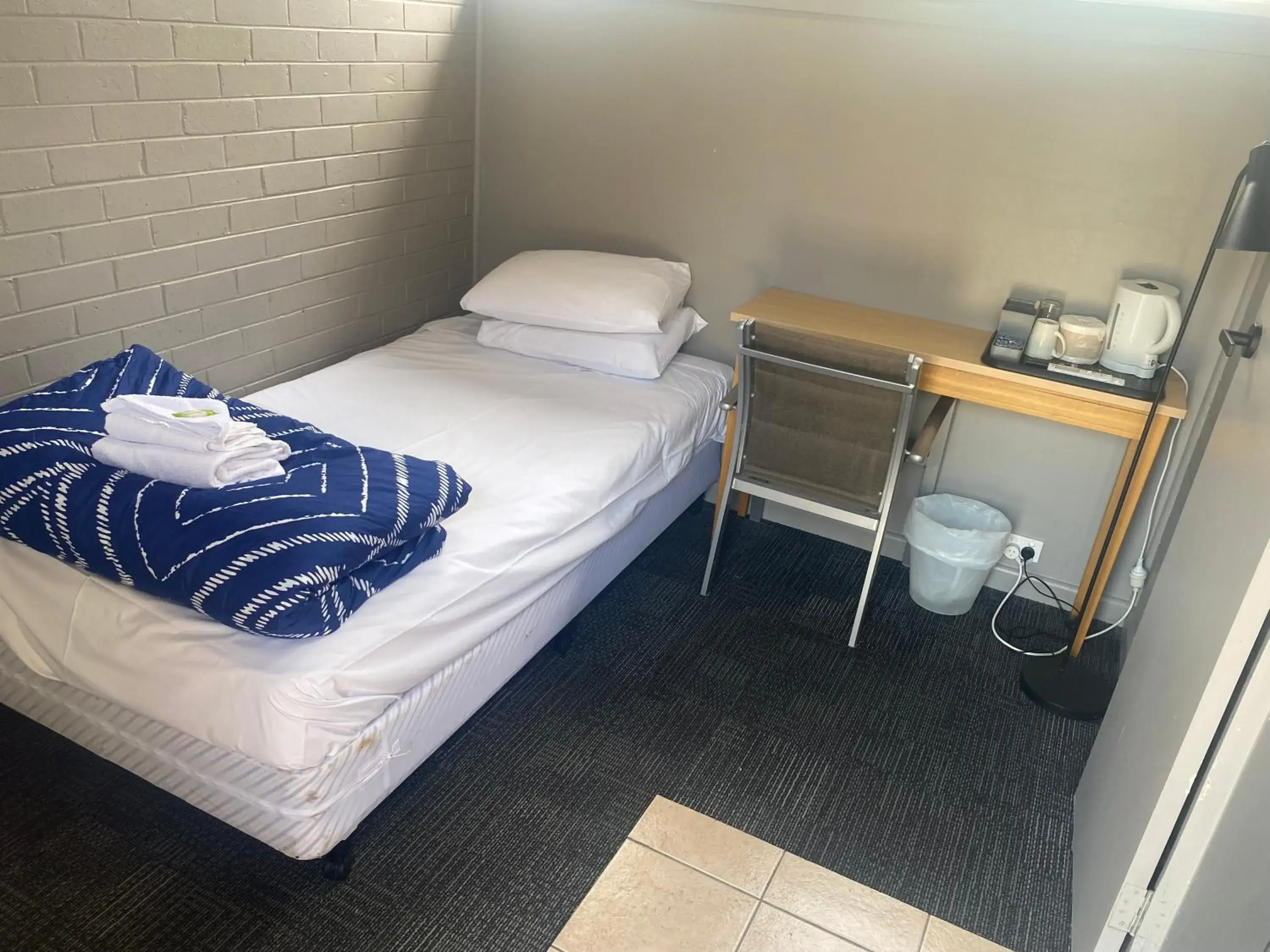 Single Room with Private Bathroom in Rod 'N' Reel Hotel Motel Woodburn Single Room with Private Bathroom in Rod 'N' Reel Hotel Motel Woodburn