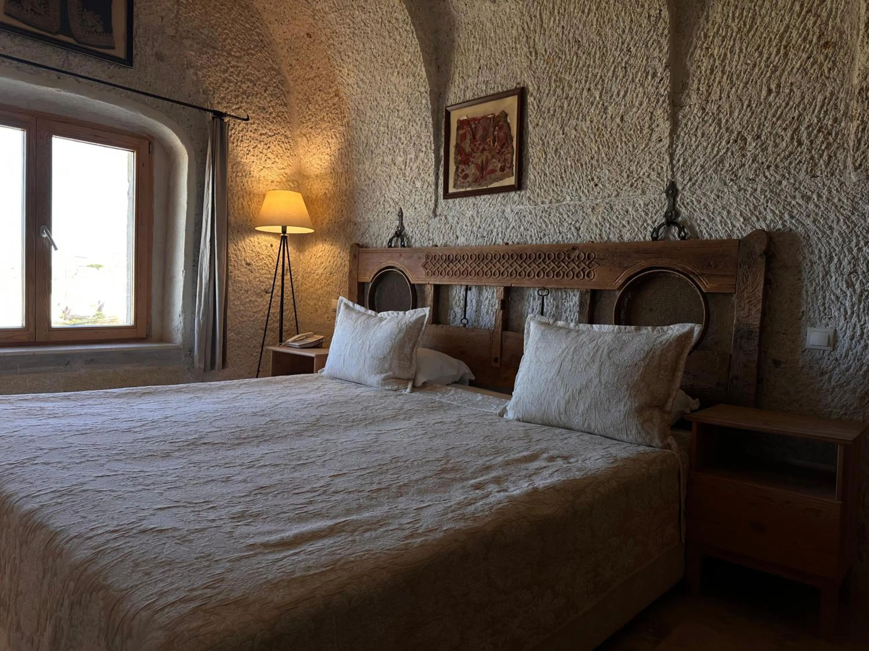 Bed in Kistar Cave Hotel