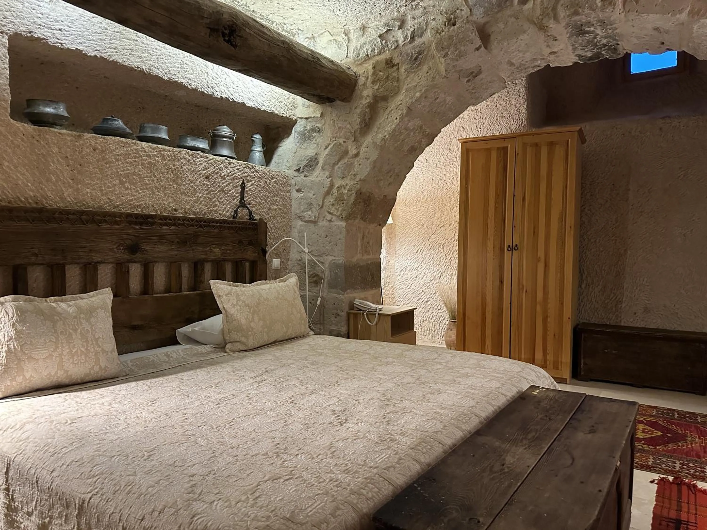 Bed in Kistar Cave Hotel