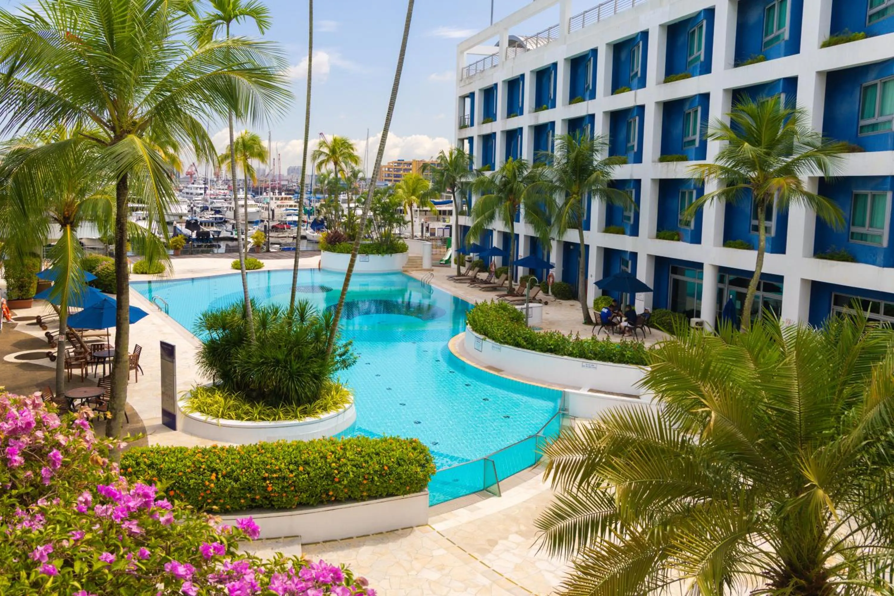 Swimming pool in Republic of Singapore Yacht Club