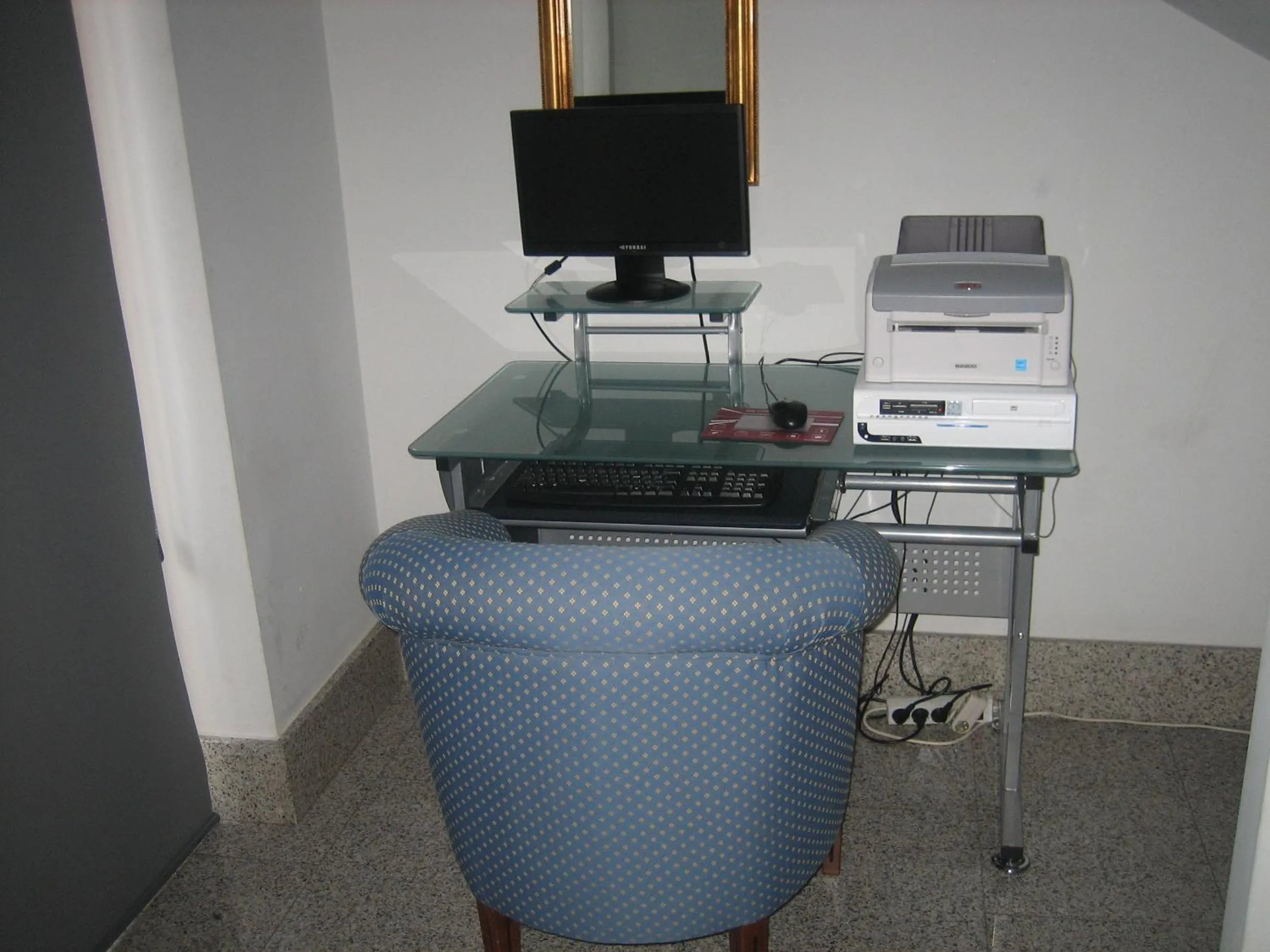 TV and multimedia in Hotel Santiago