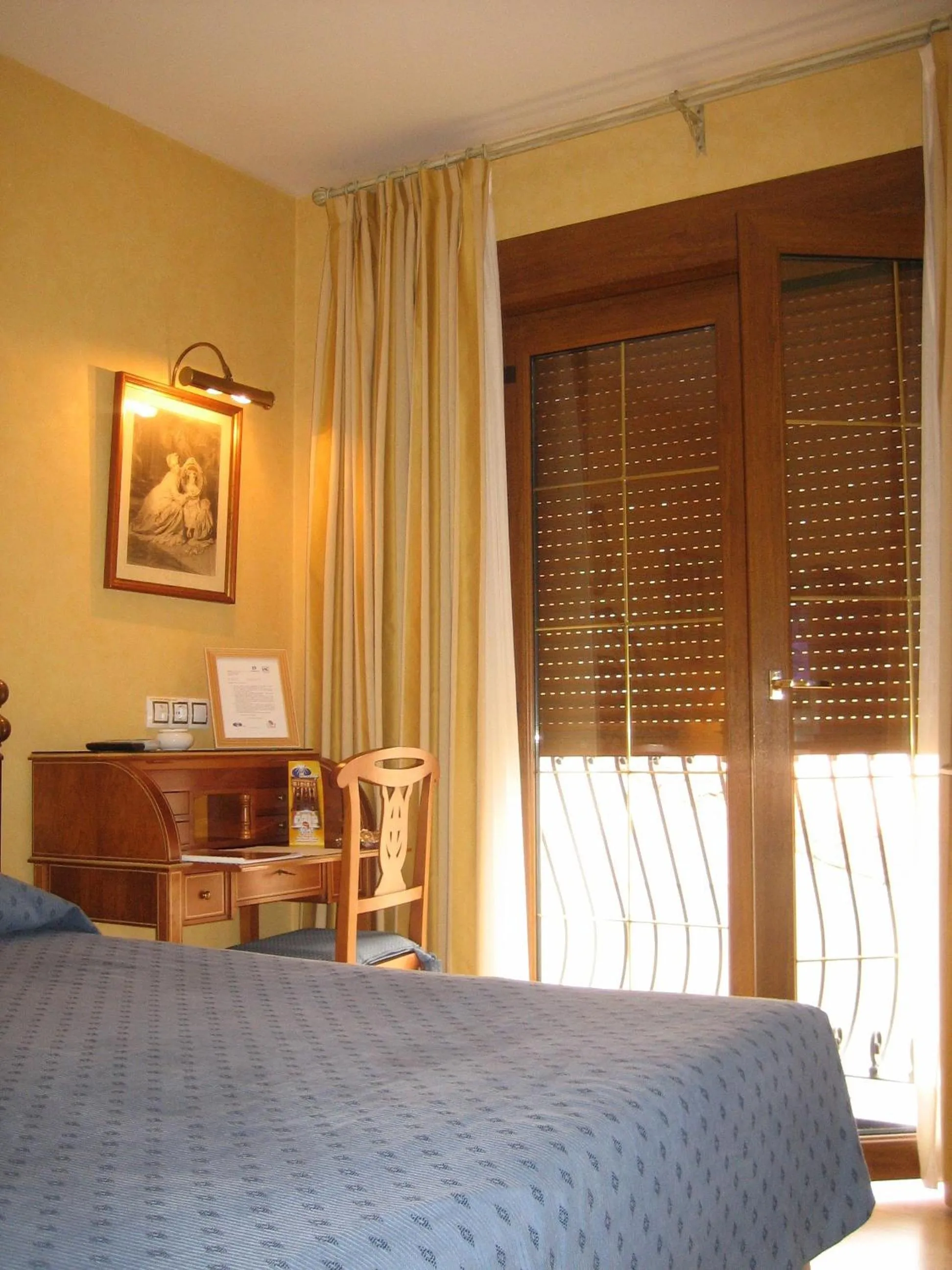 Decorative detail, Bed in Hotel Santiago