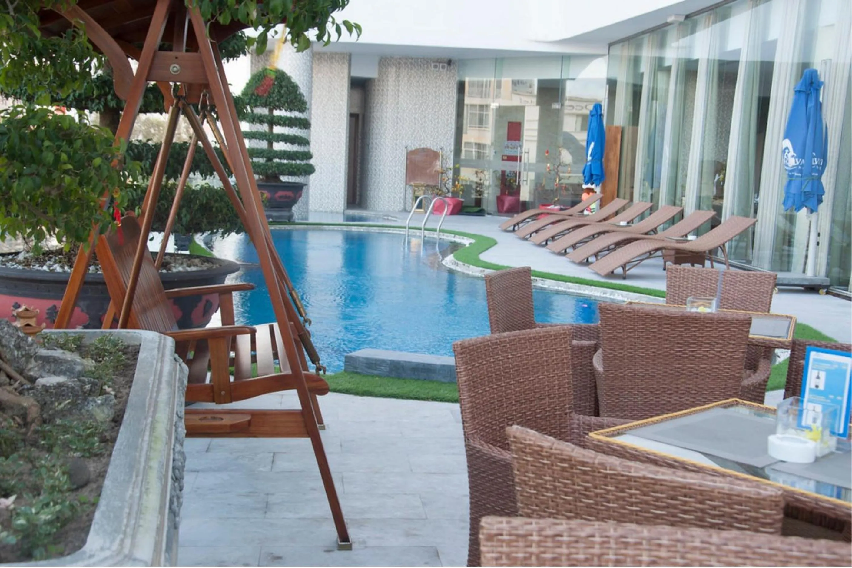 Patio in Avatar Danang Hotel