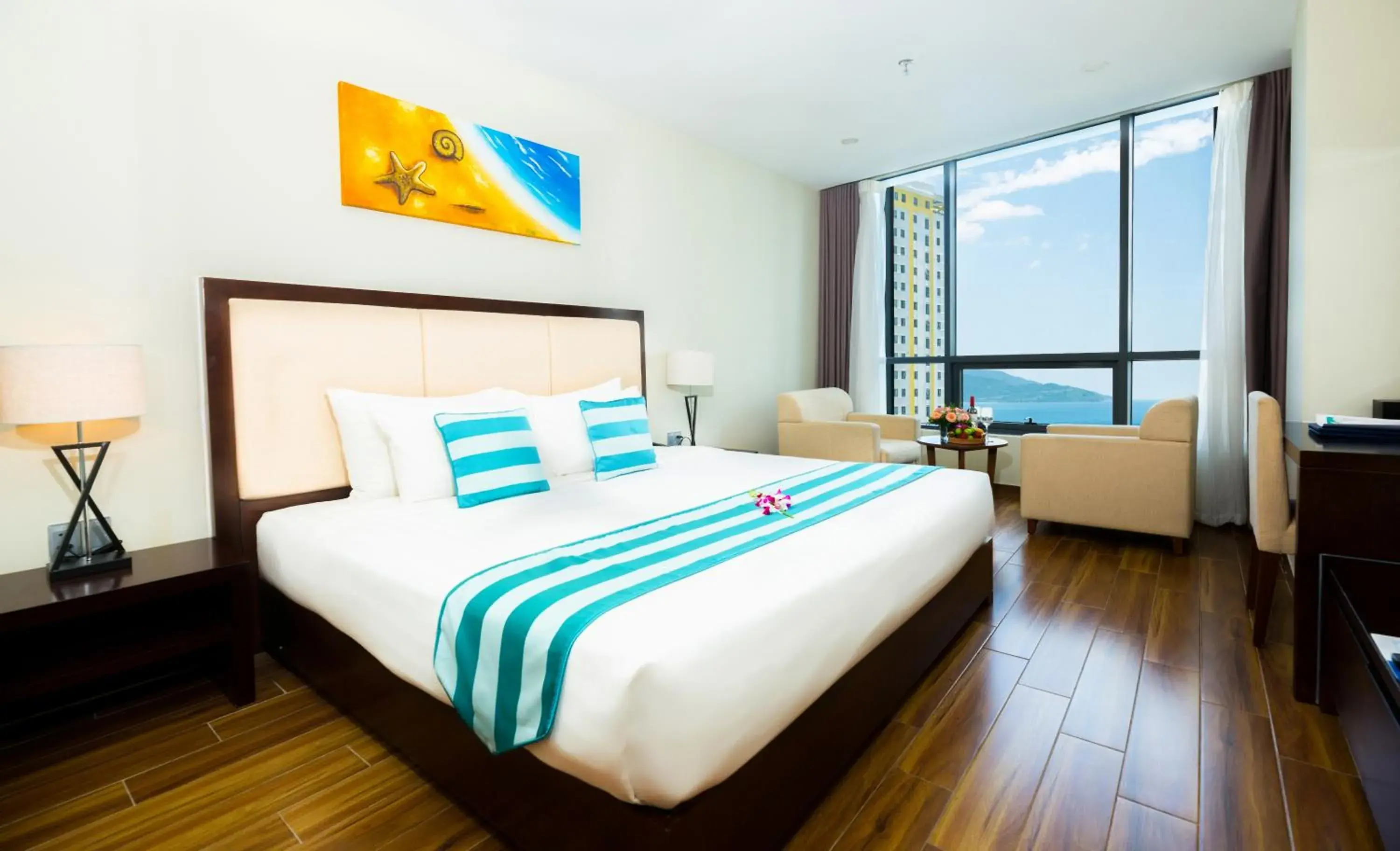 Superior Double Room with Sea View in Avatar Danang Hotel Superior Double Room with Sea View in Avatar Danang Hotel