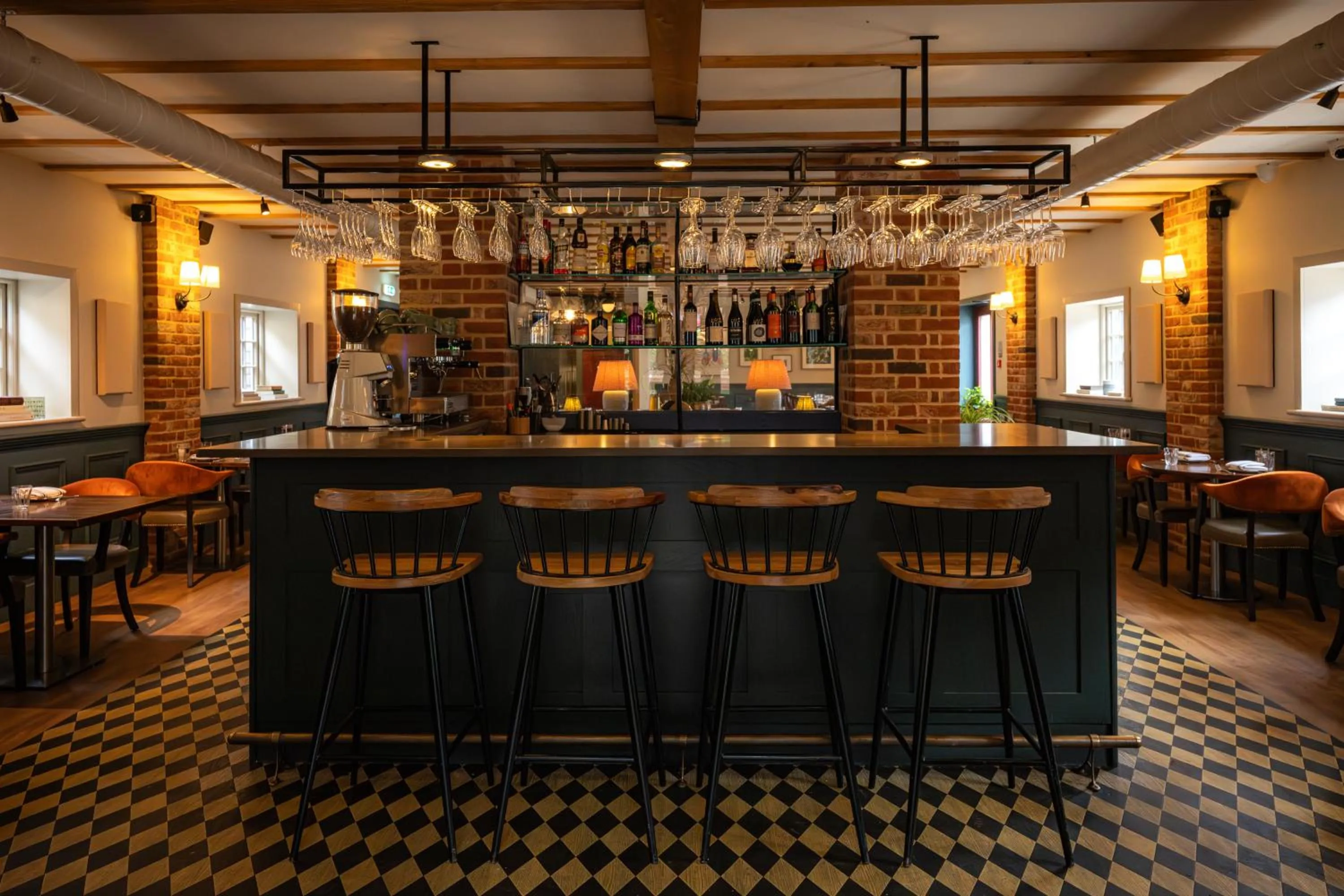 Restaurant/places to eat in Tewinbury Farm Hotel