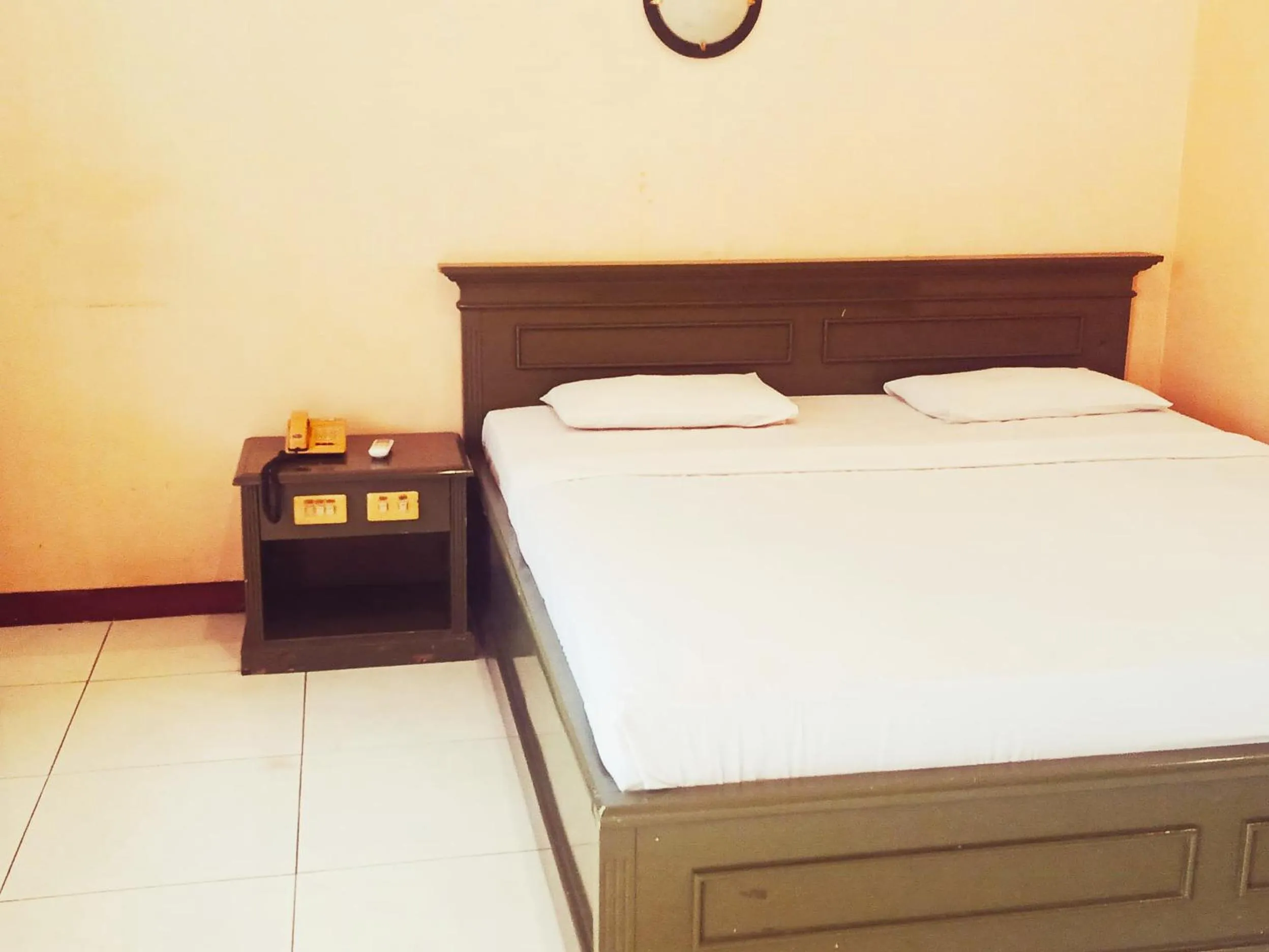 Bed in Hotel Wijaya Purwokerto