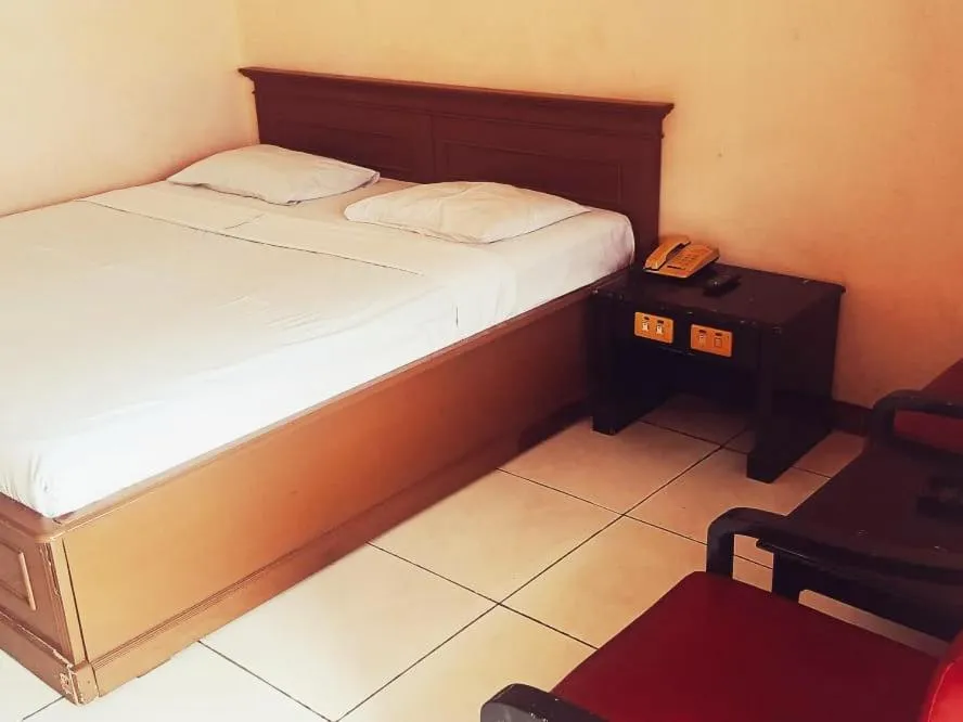Bed in Hotel Wijaya Purwokerto