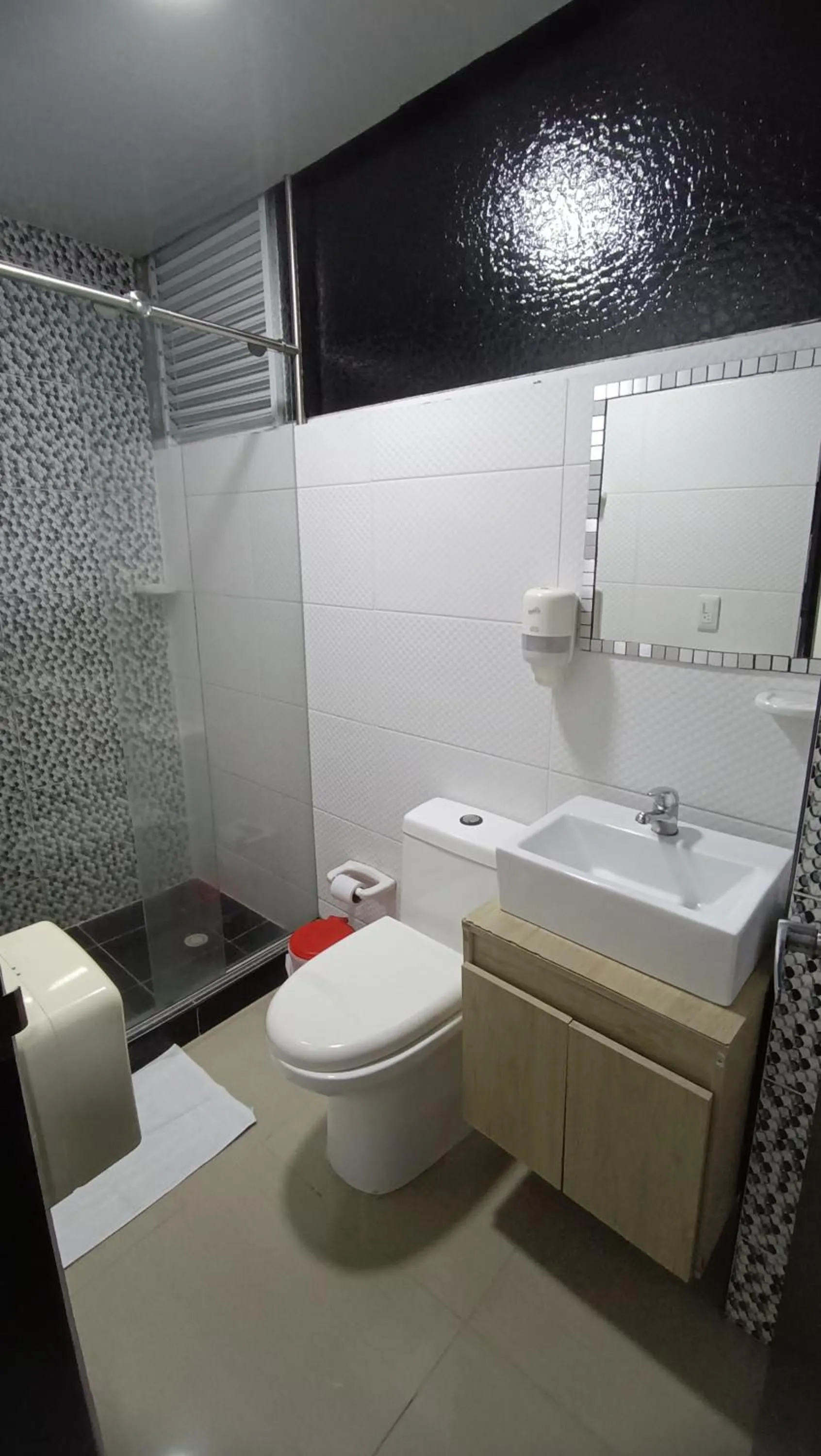 Shower in Hotel Blue