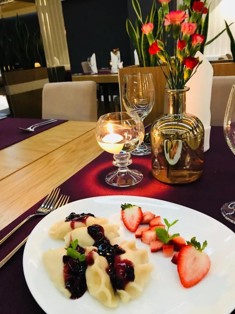 Restaurant/places to eat in Elba Hotel