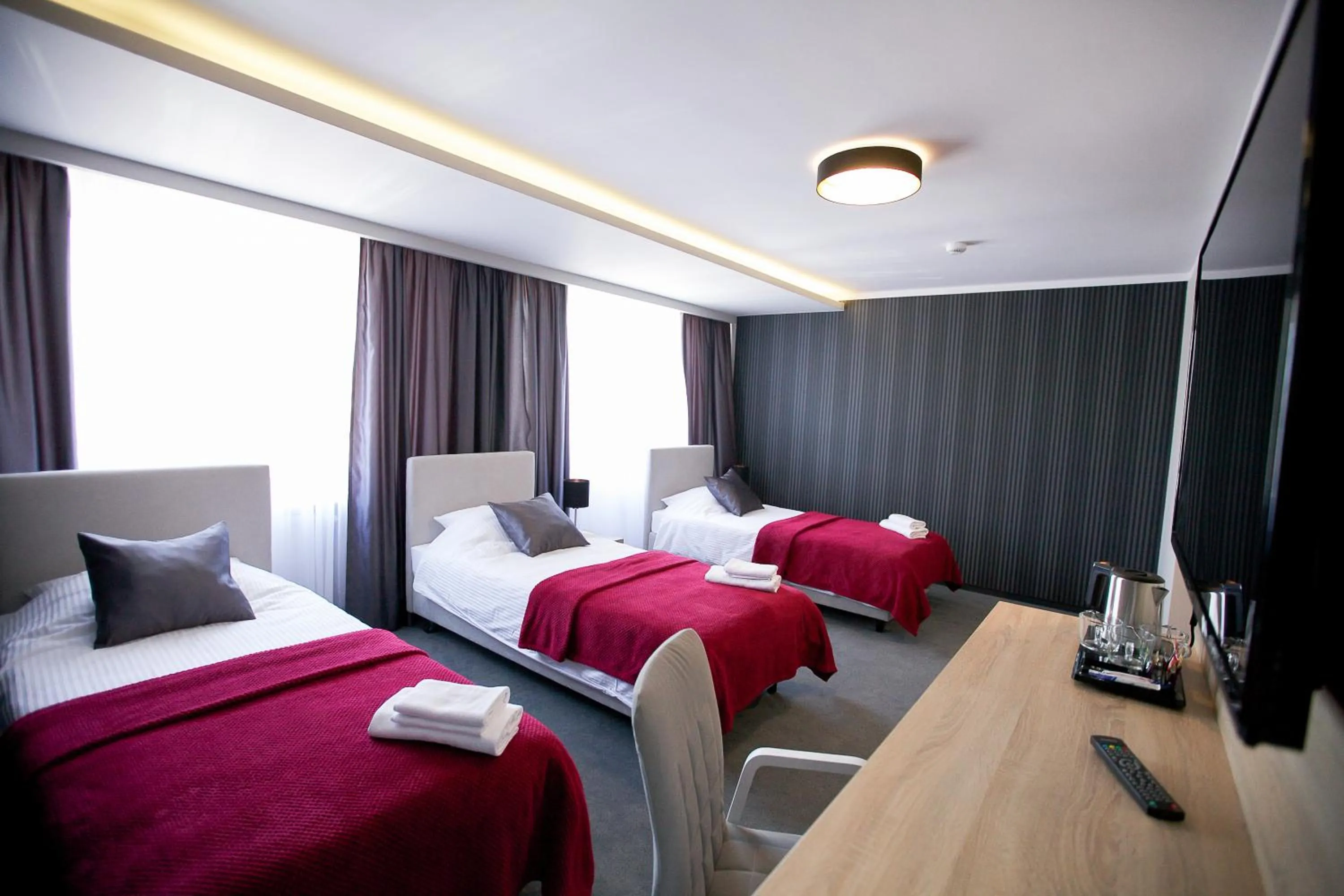 Photo of the whole room, Bed in Elba Hotel