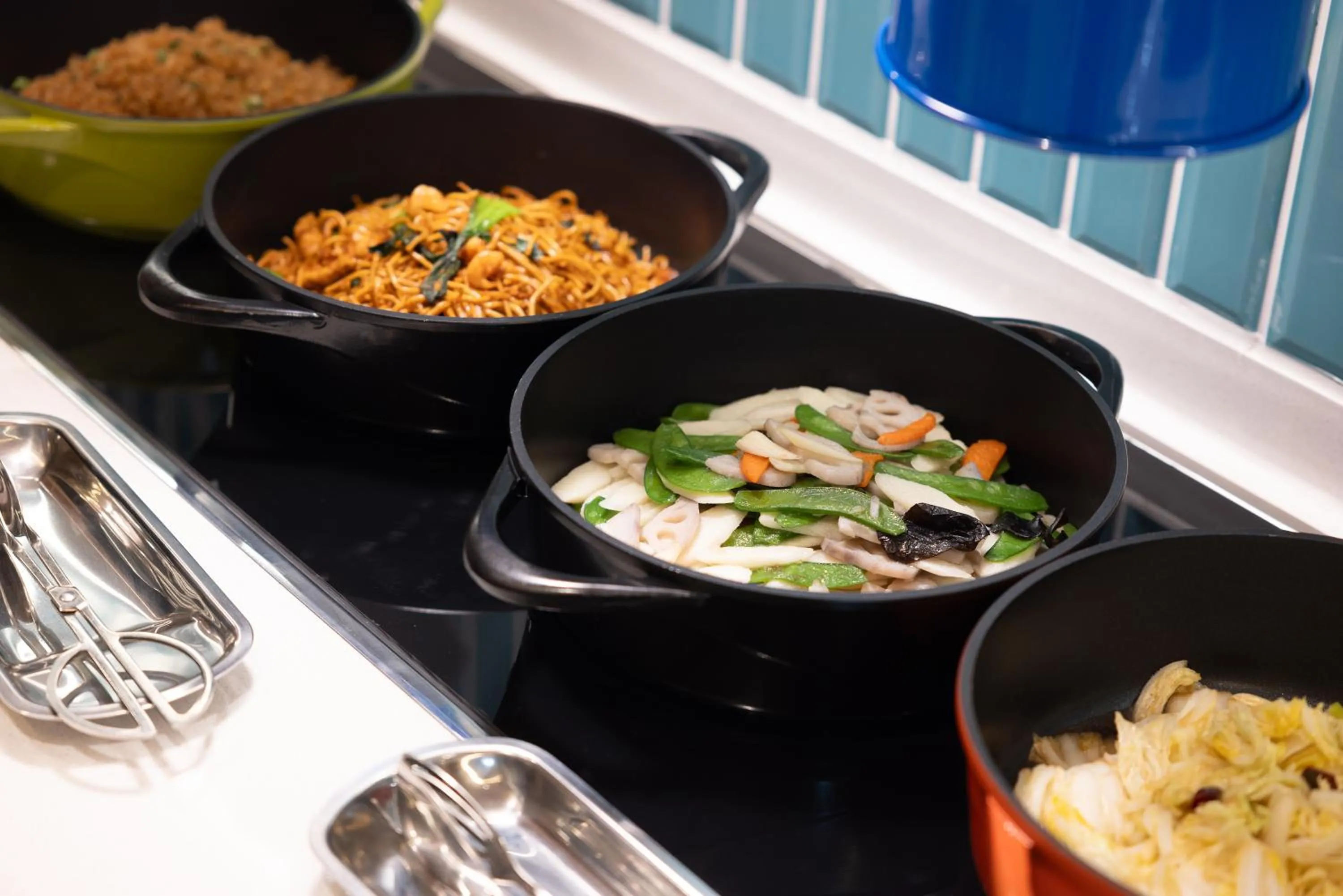 Restaurant/places to eat in Home2 Suite by Hilton Fuyang Taihe