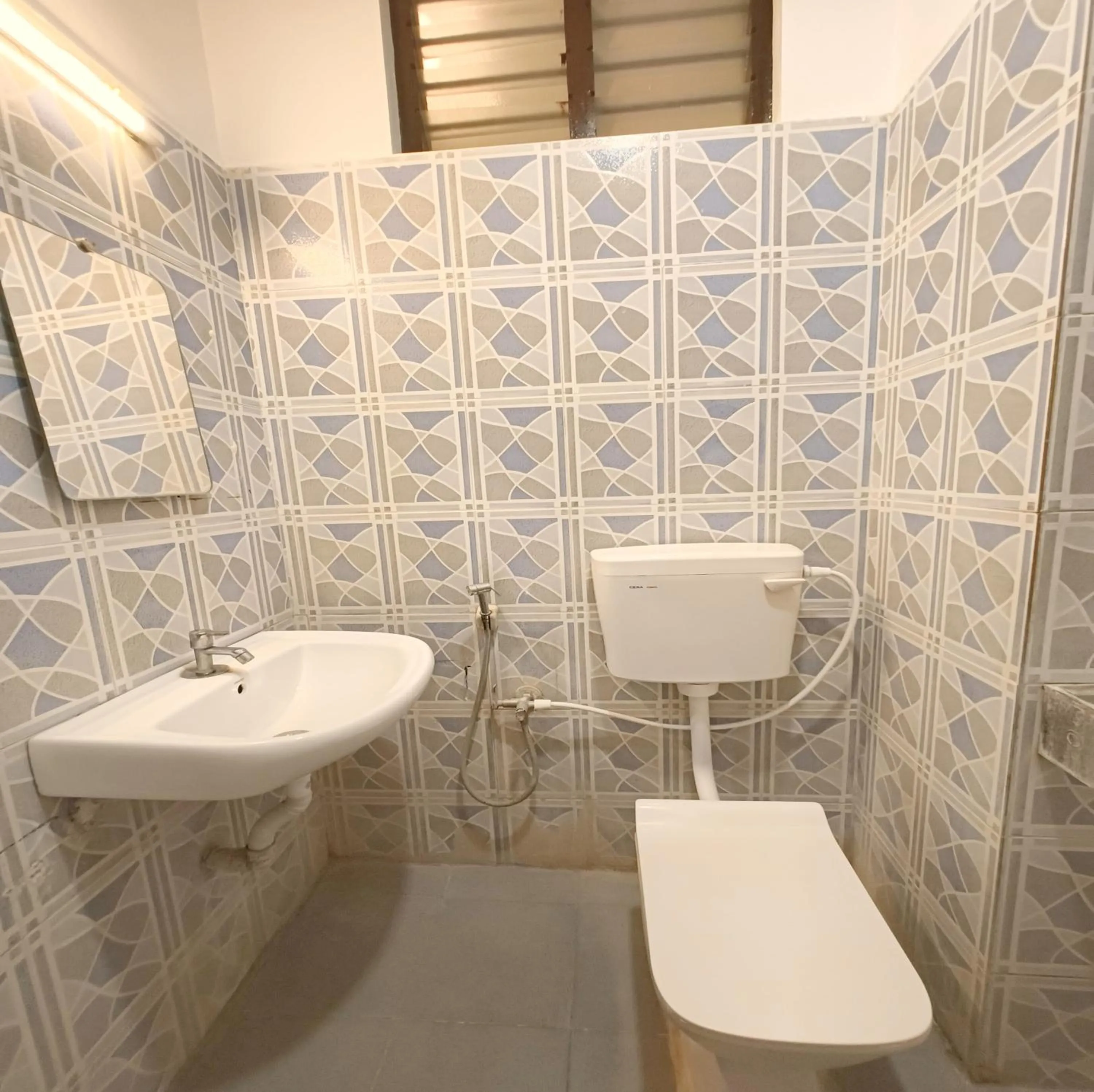 Bathroom in Hare Rama Hare Krishna - EESHA Hotel