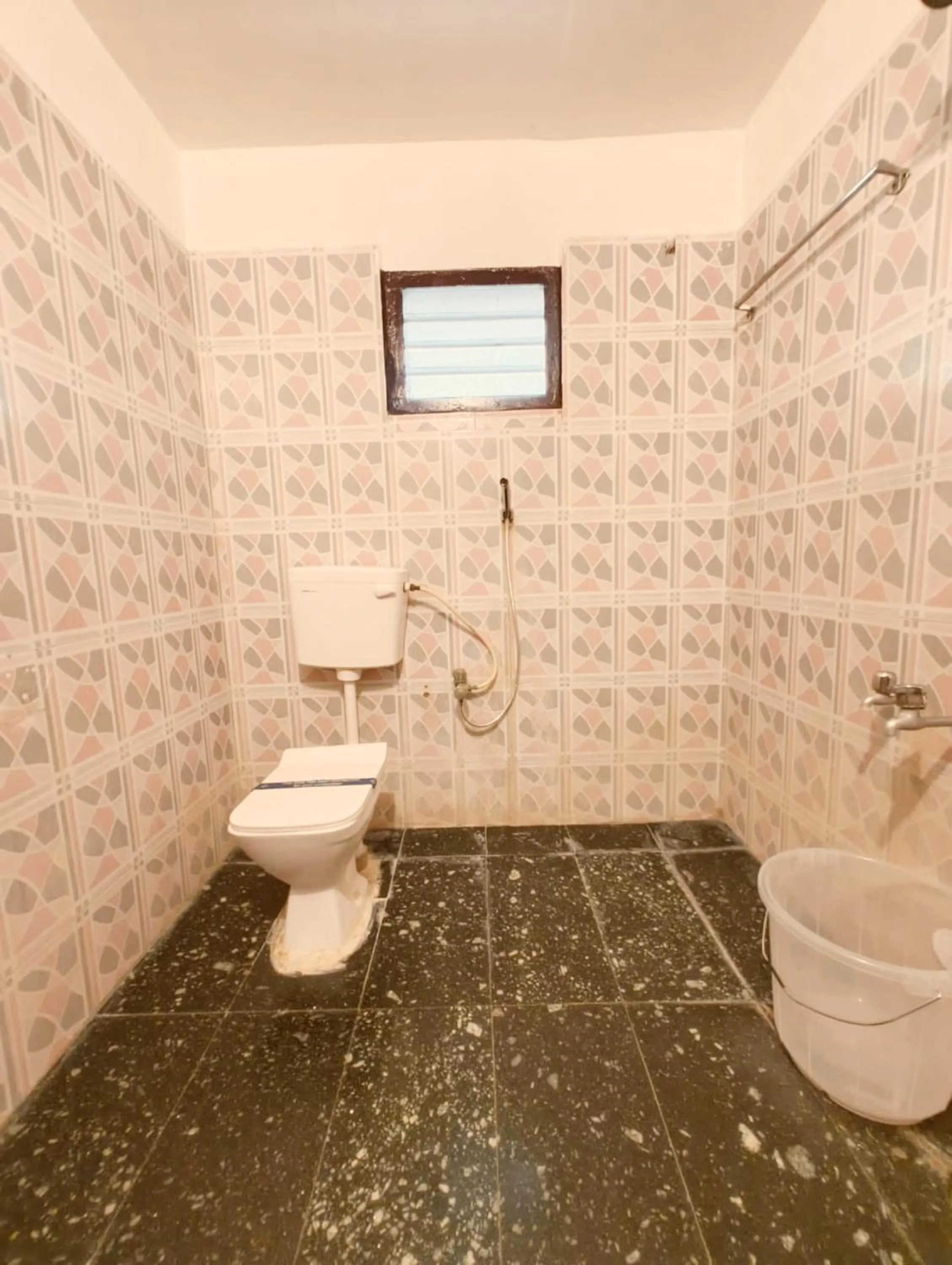 Bathroom in Hare Rama Hare Krishna - EESHA Hotel