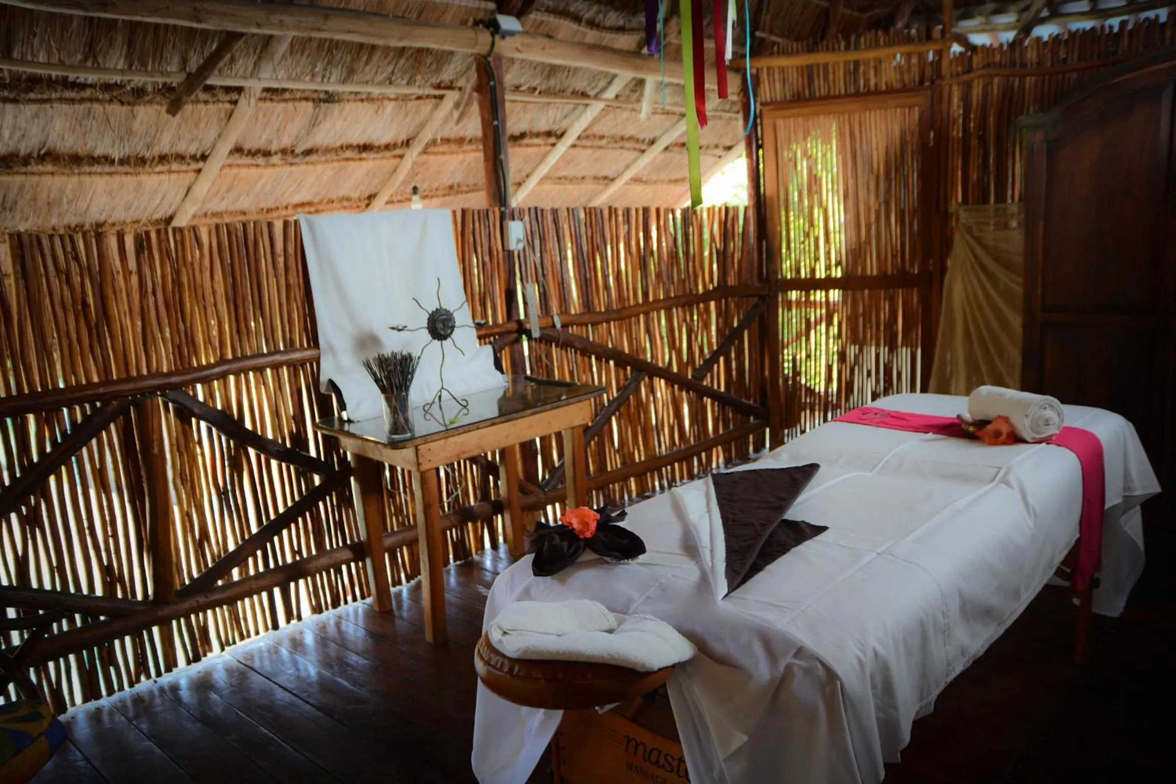 Day, Bed in Hotel Zentik Project & Saline Cave