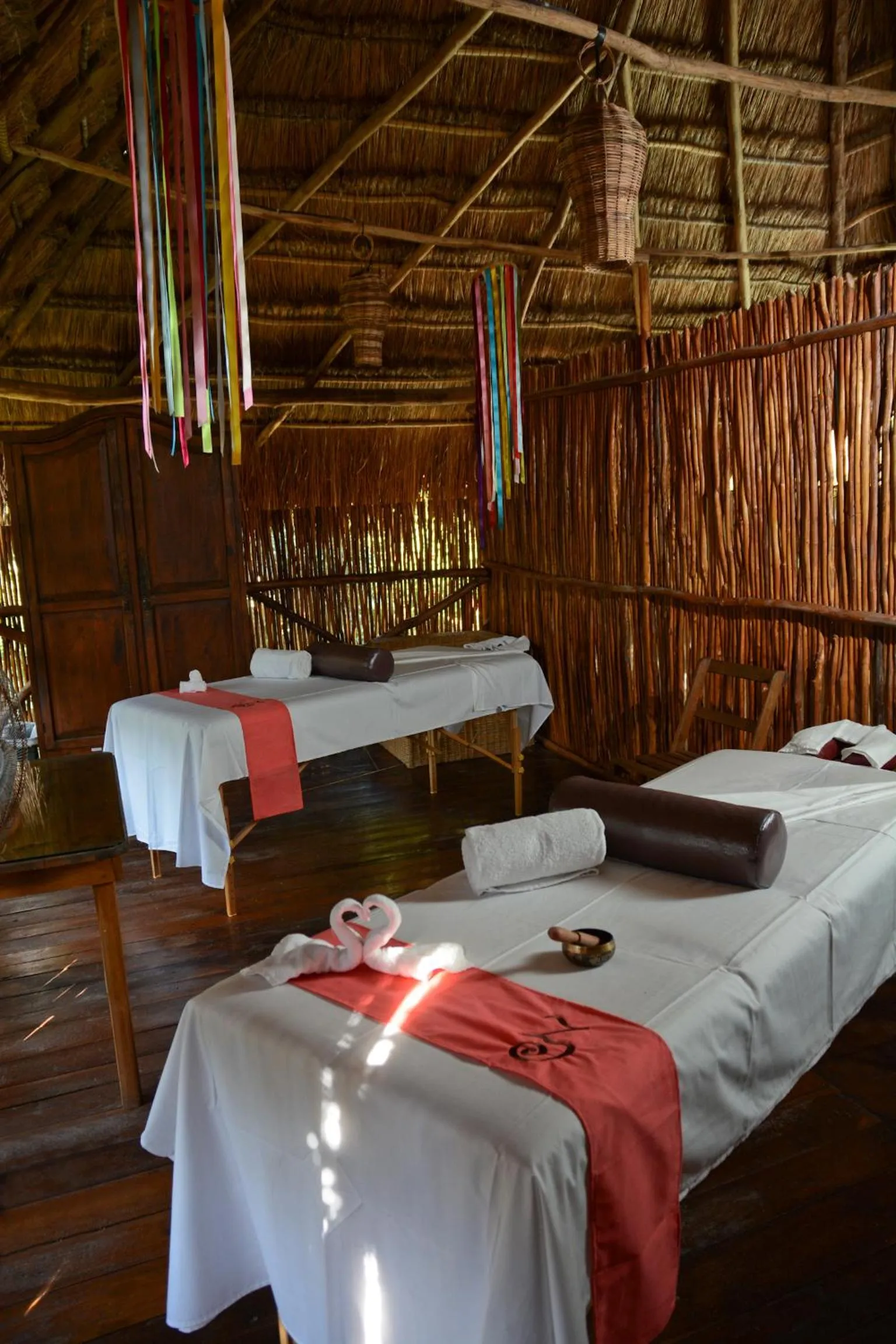 Day, Bed in Hotel Zentik Project & Saline Cave