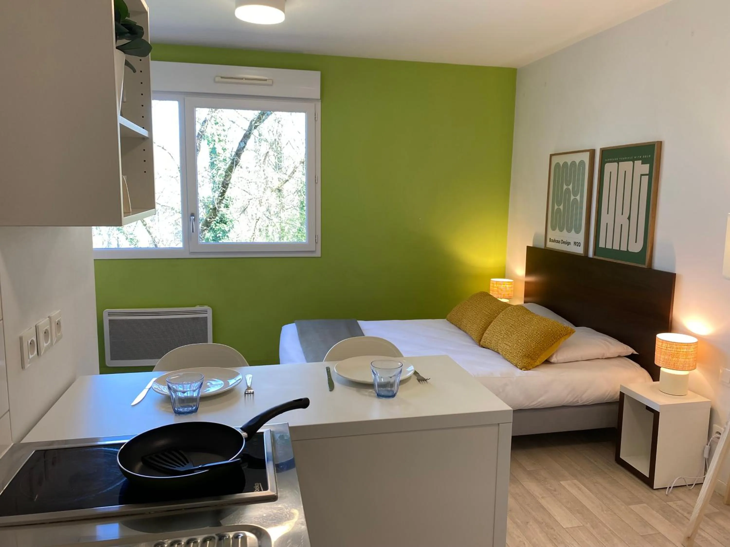 Bed in Apparteo Nantes