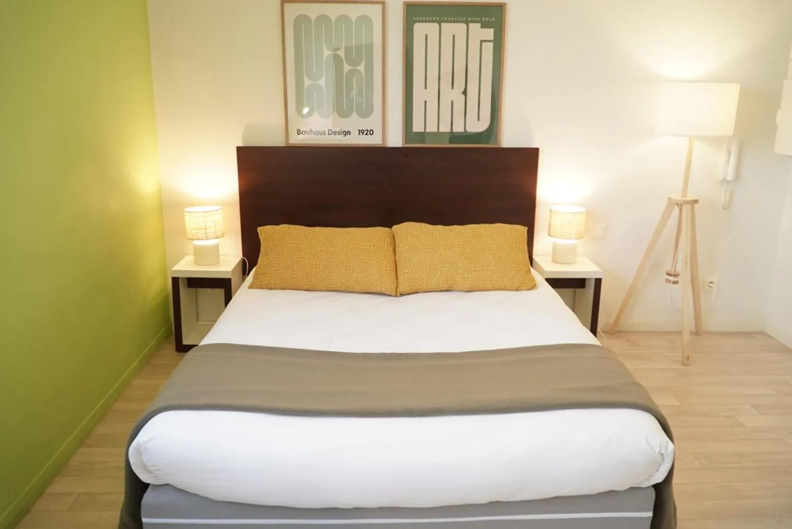 Bed in Apparteo Nantes