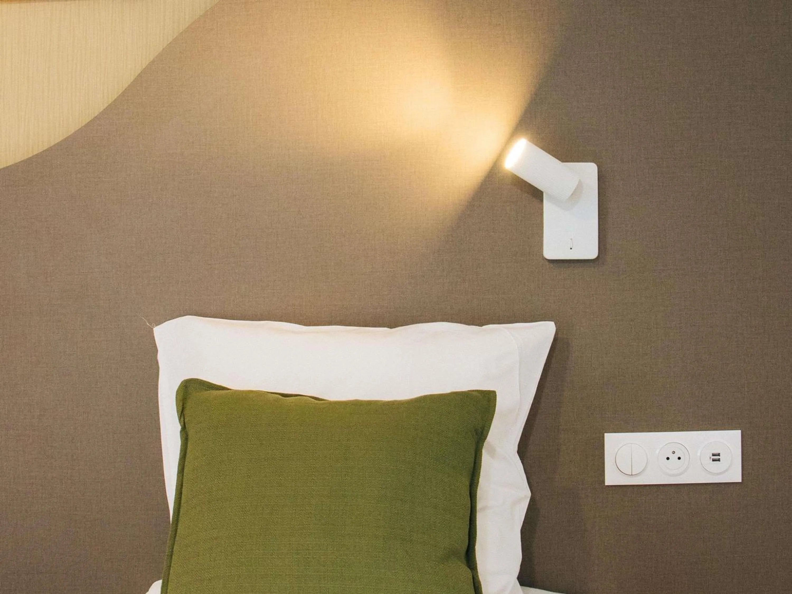 Bedroom in Adagio Access Bordeaux Sud Pessac