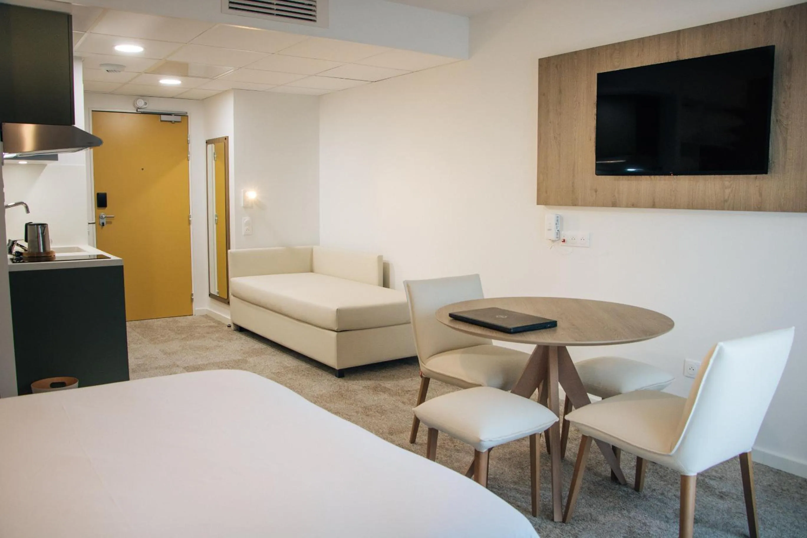 Bed in Adagio Access Bordeaux Sud Pessac