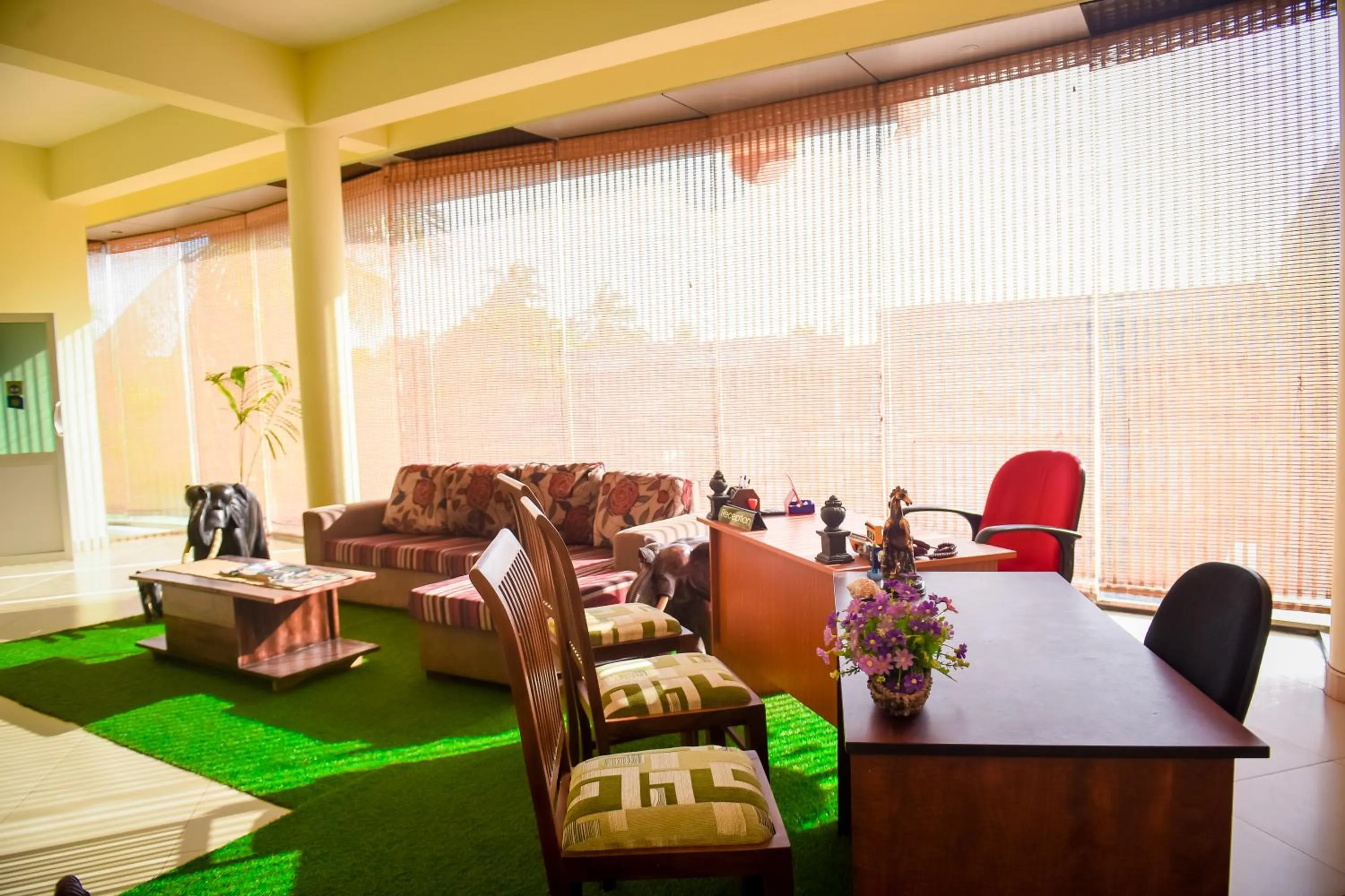 Hotel Mount Valley & Yala Safari