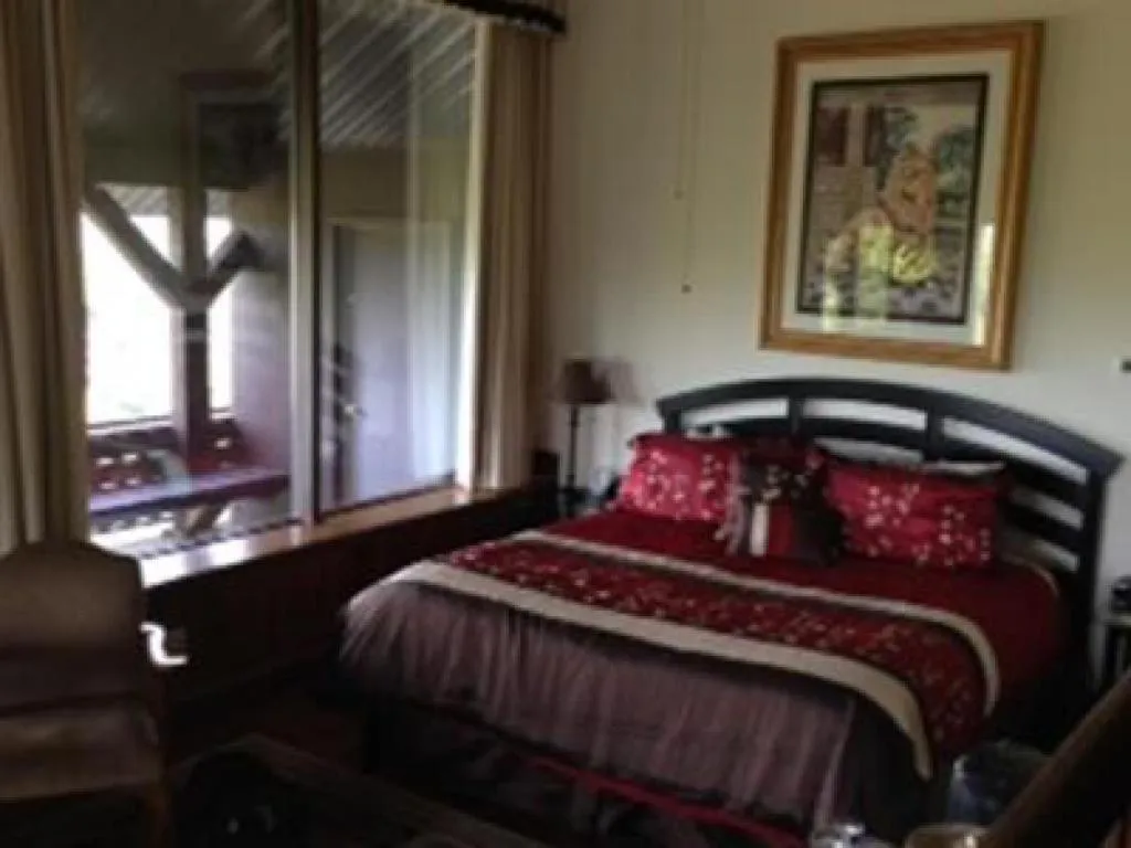 Bedroom, Bed in The Inn at Dresden