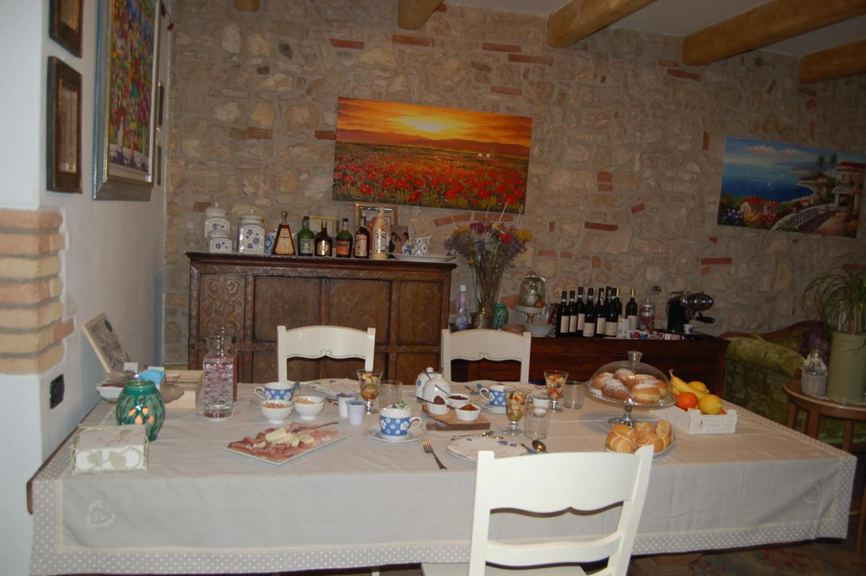 Italian breakfast in B&b Corte Giare