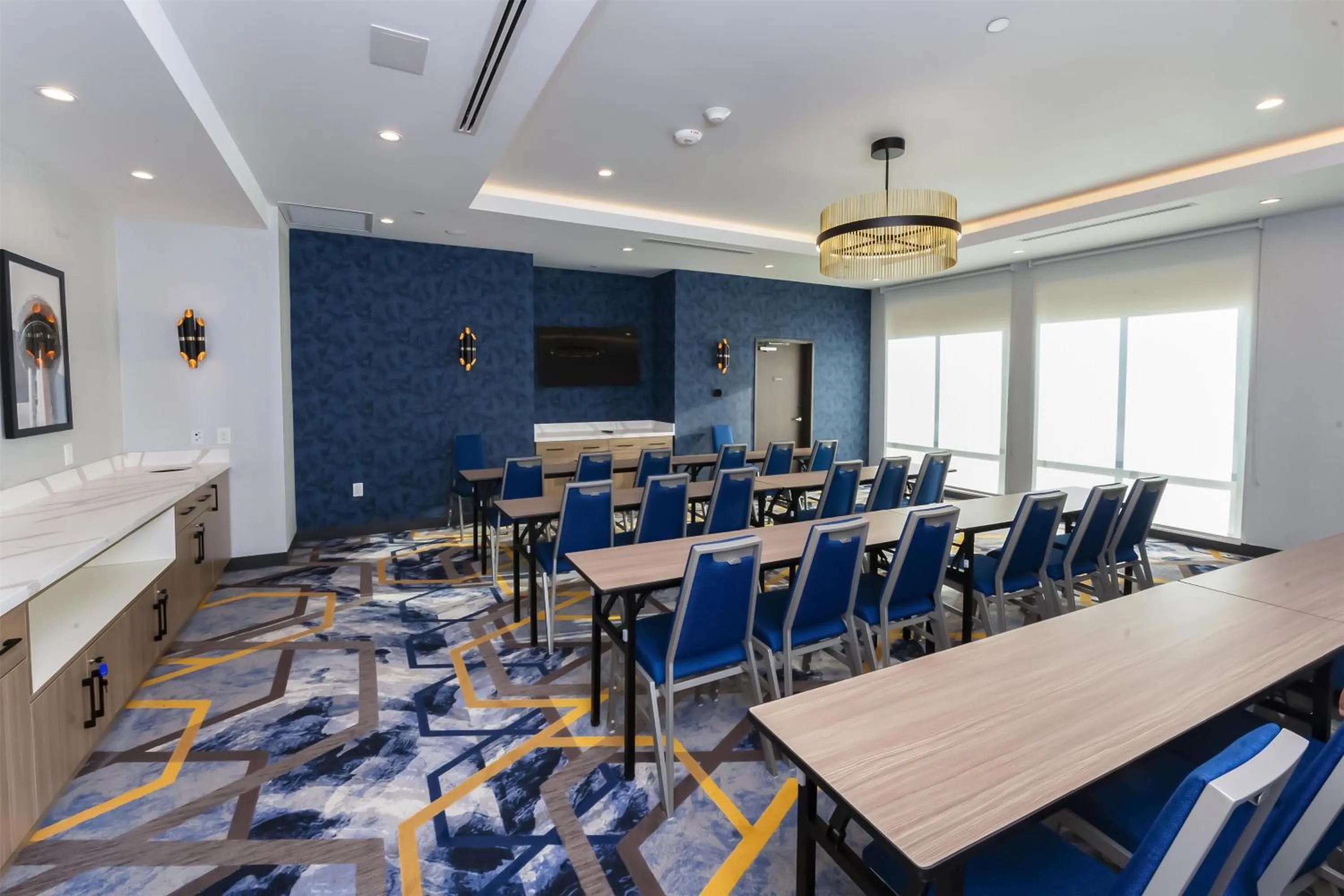 Meeting/conference room in Hampton Inn & Suites Irving Hwy 183