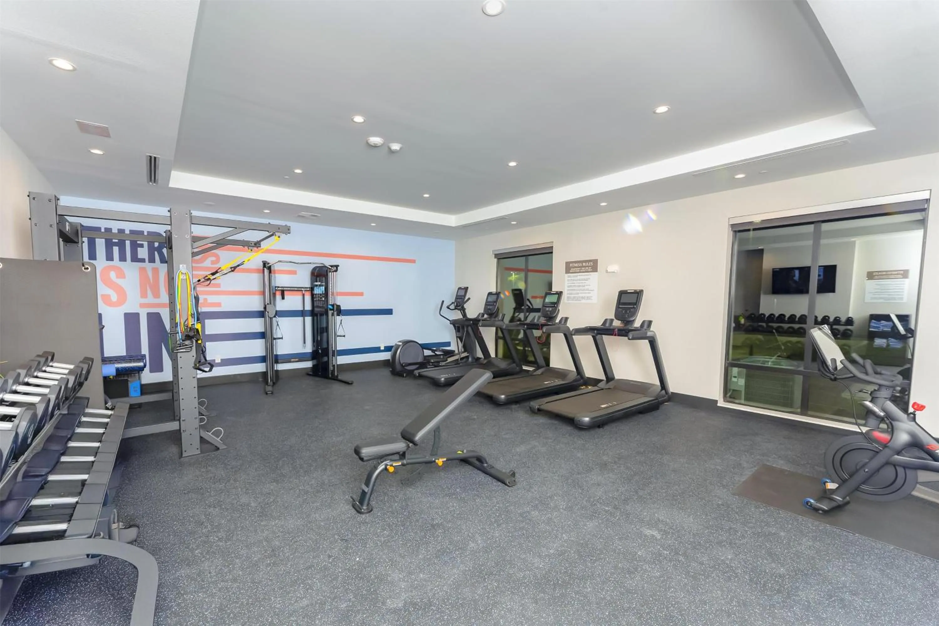 Fitness centre/facilities in Hampton Inn & Suites Irving Hwy 183