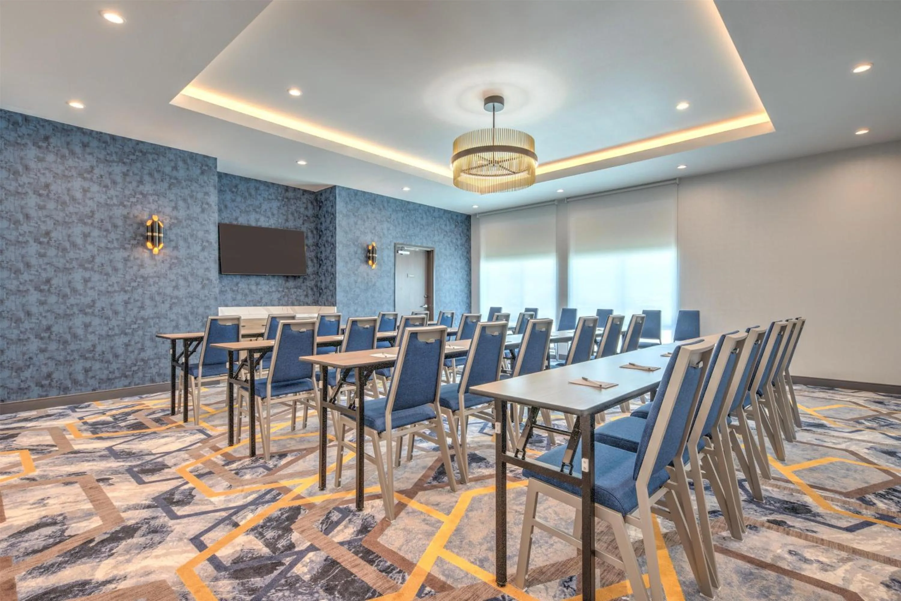 Meeting/conference room in Hampton Inn & Suites Irving Hwy 183
