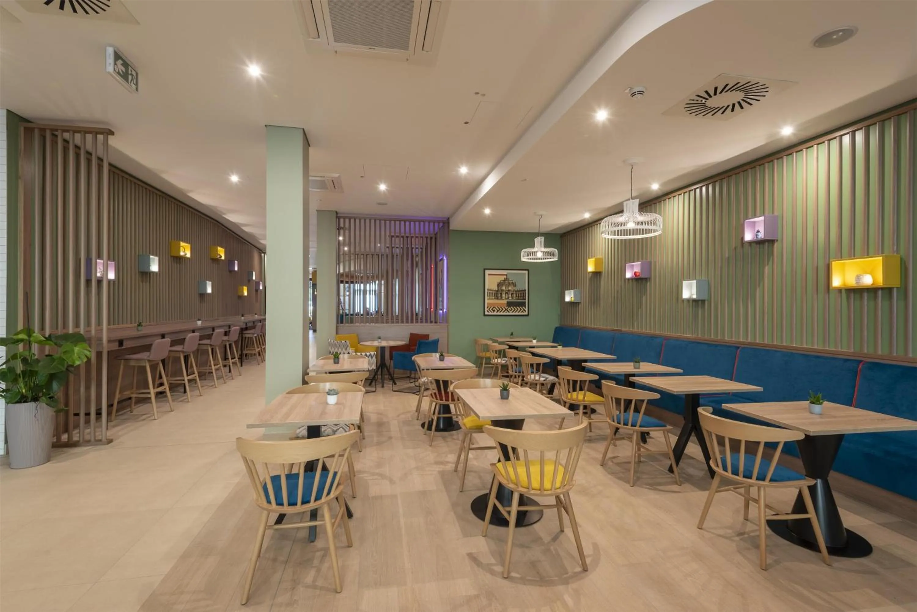 Breakfast in Hampton By Hilton Dresden City Centre