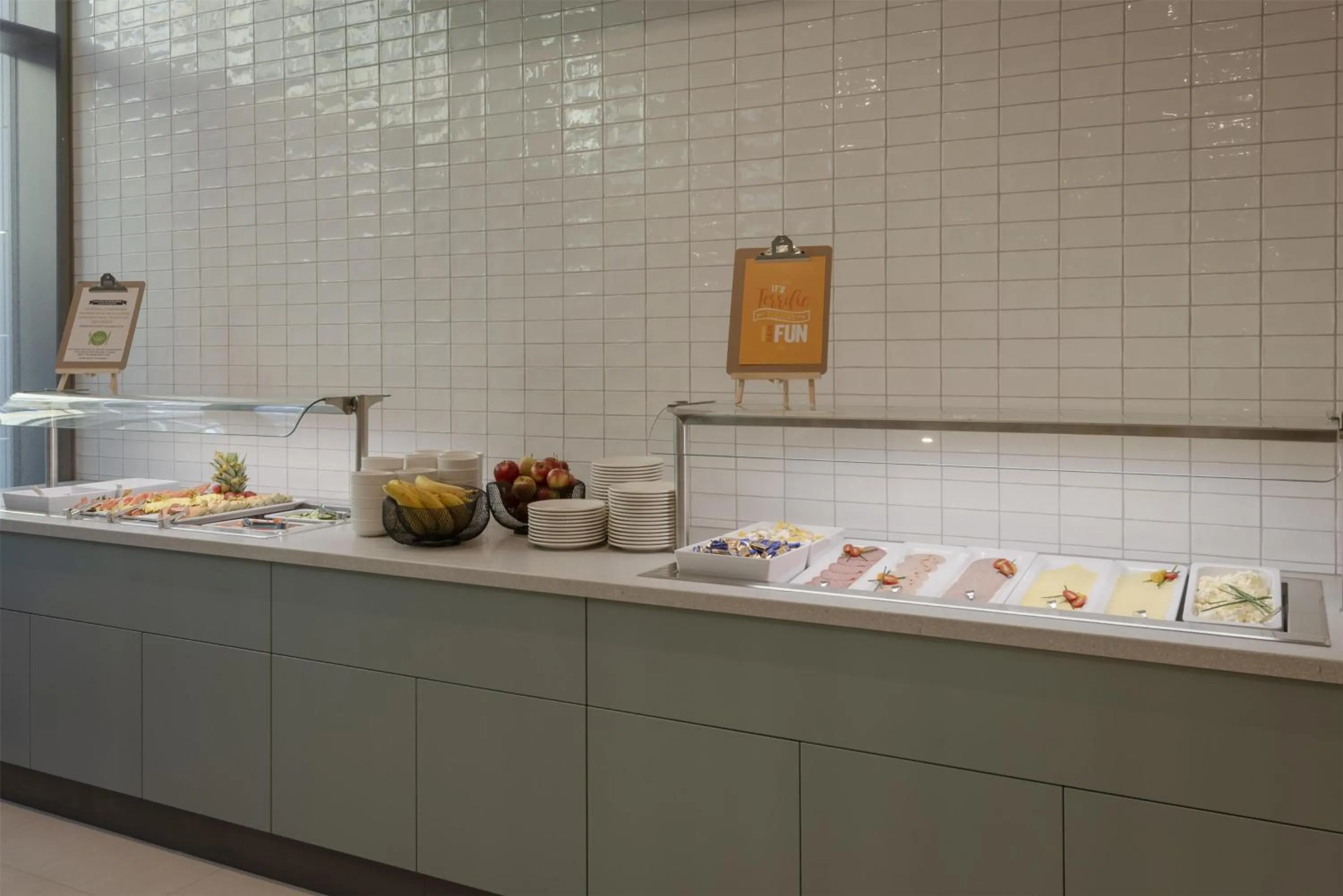 Breakfast in Hampton By Hilton Dresden City Centre