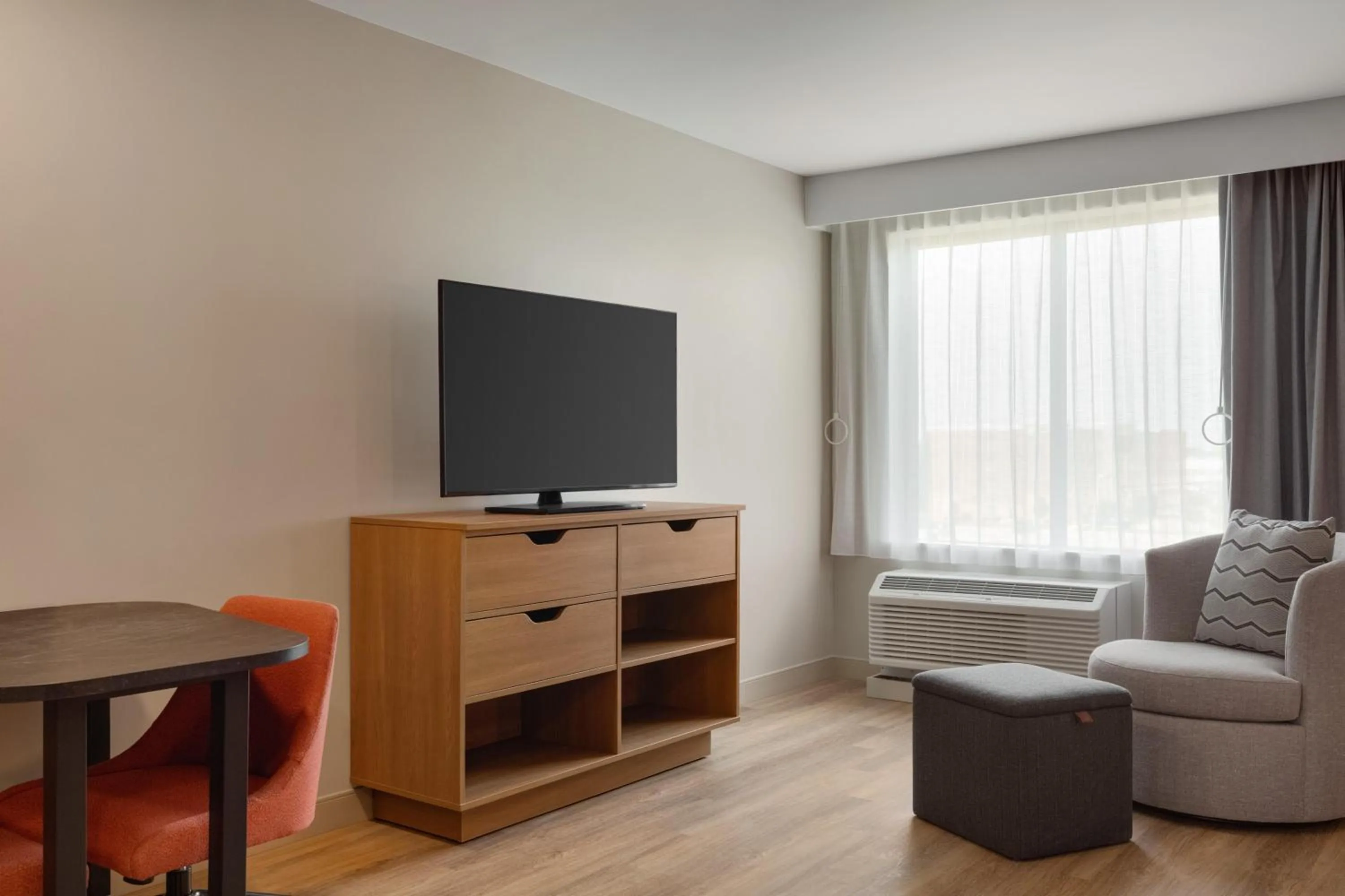 Bedroom in LivSmart Studios By Hilton Kokomo