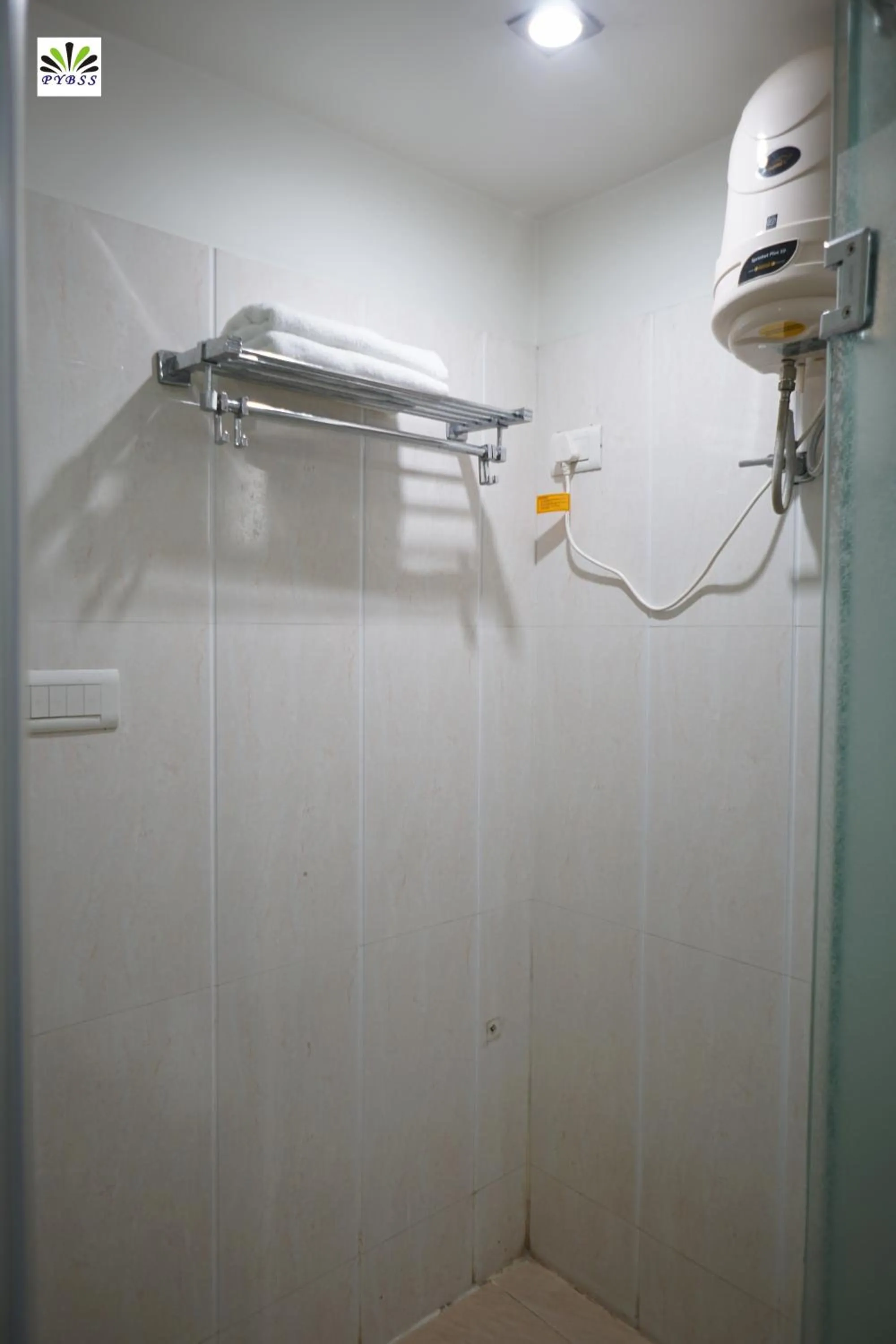 Bathroom in Hotel Pybss