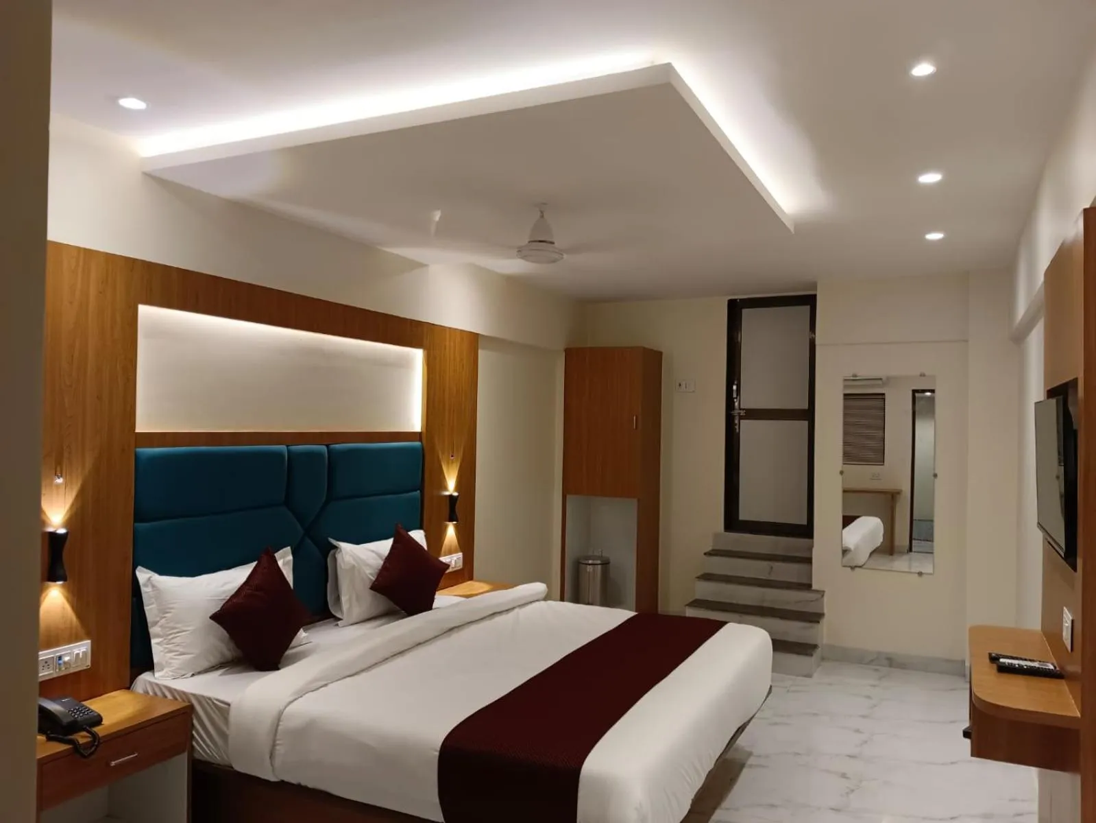 Bedroom, Bed in Hotel Kurla Residency