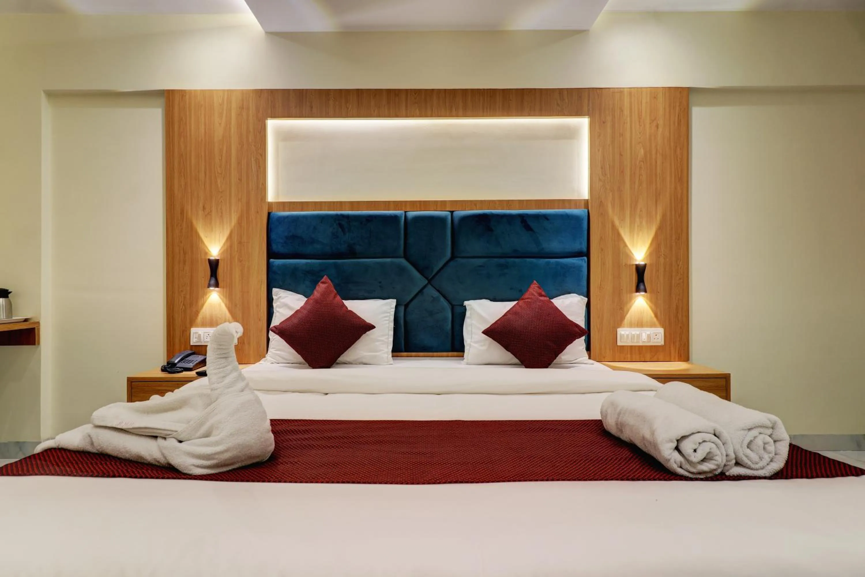Bedroom, Bed in Hotel Kurla Residency