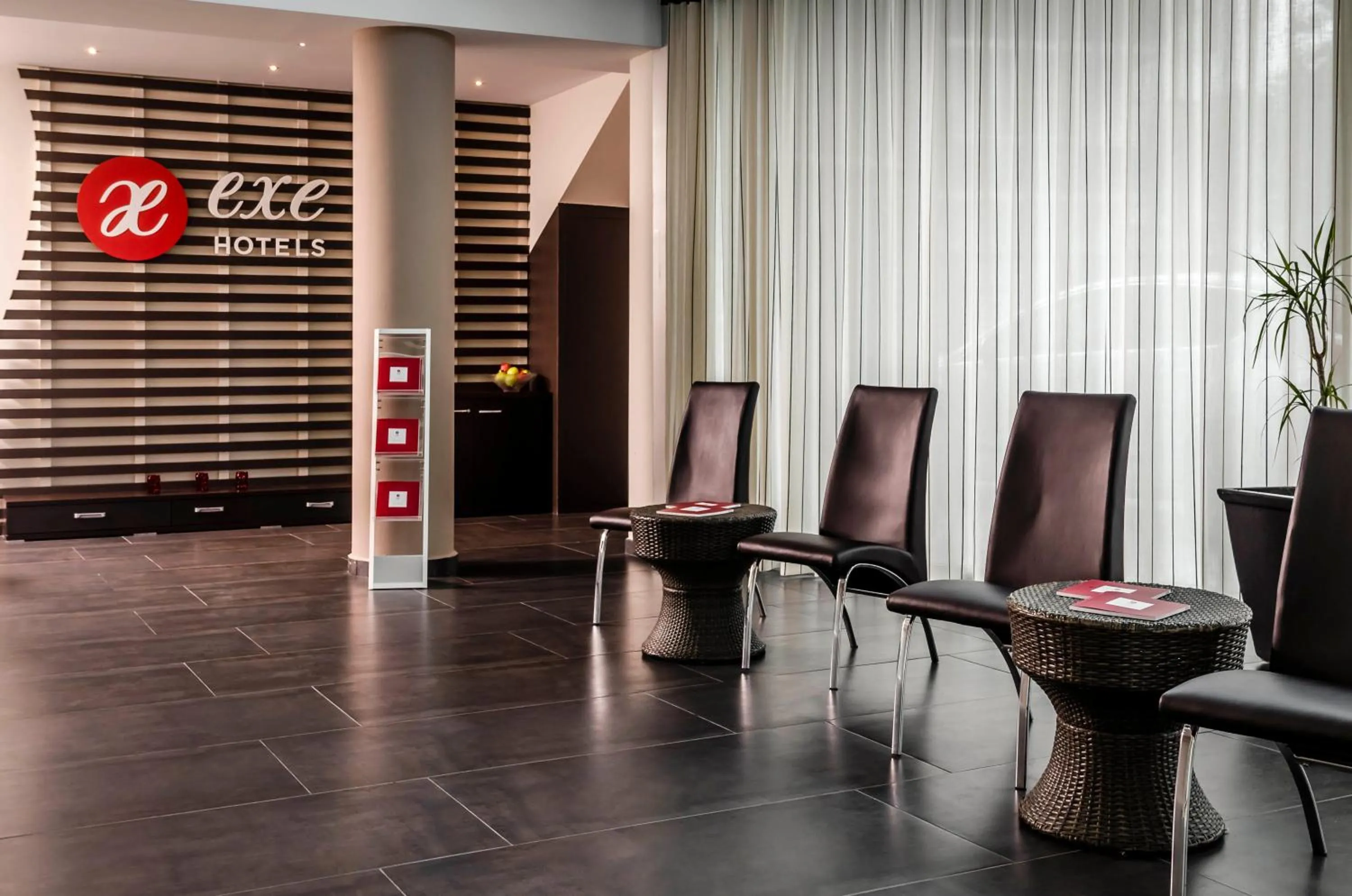 Lobby or reception in Exe Cunit Suites & Spa